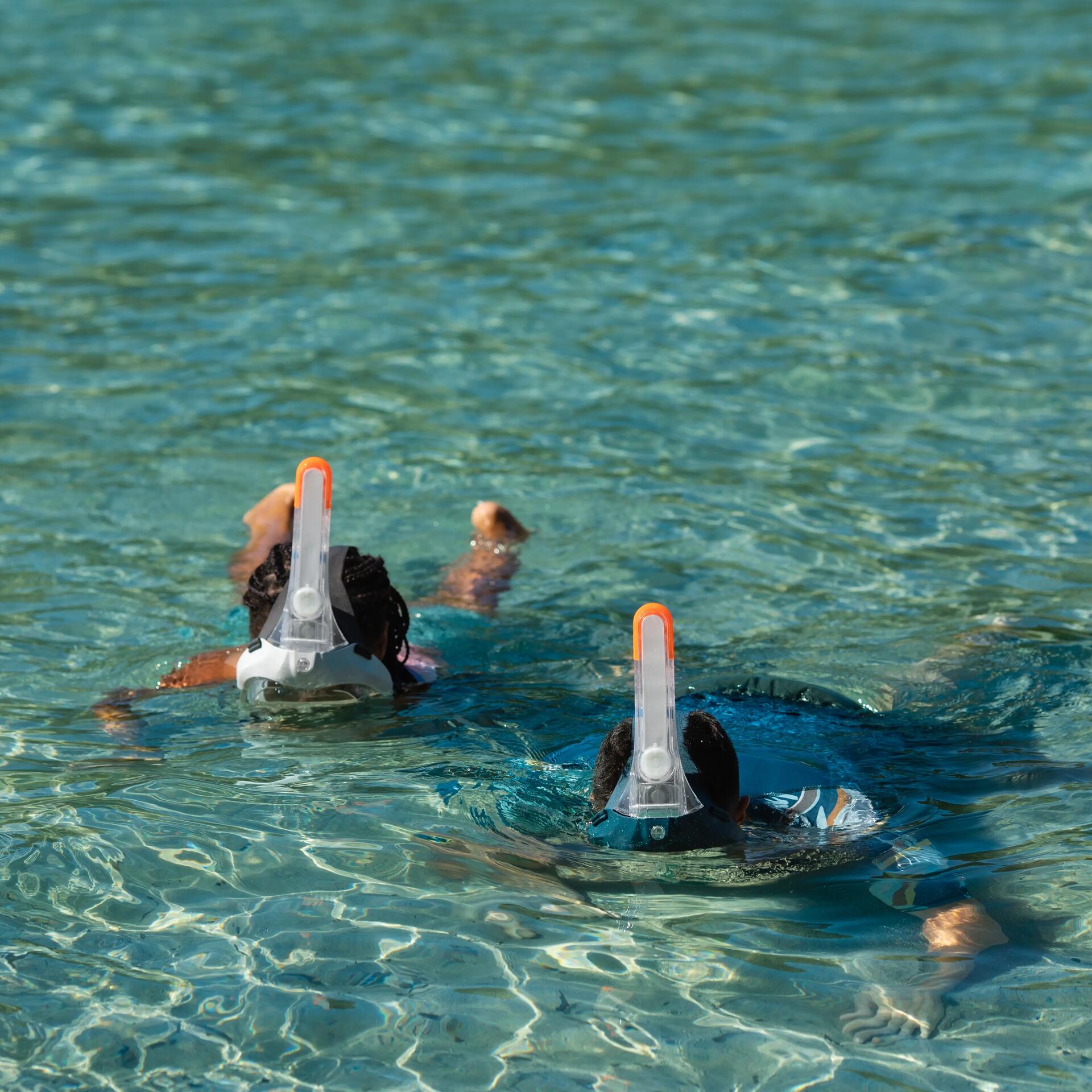 Inventer un moyen de parler dans l’eau 