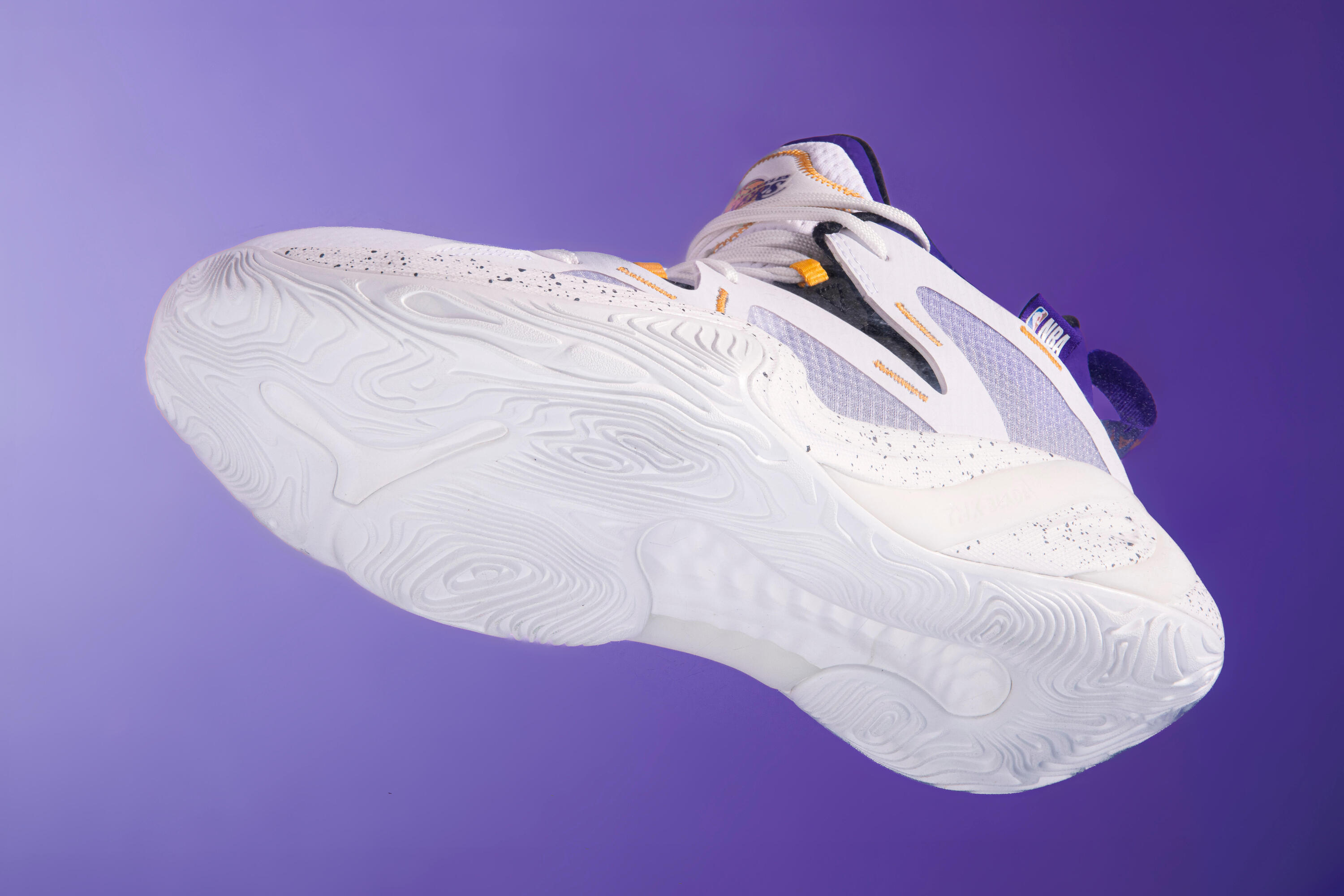 CHAUSSURES DE BASKETBALL LOS ANGELES LAKERS HOMME/FEMME -  900 NBA MID-3 BLANC 18/22