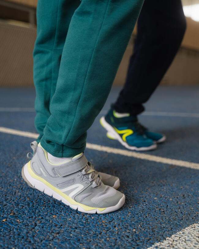 ZAPATILLAS DEPORTIVAS CON VELCRO LIGERAS Y TRANSPIRABLES PARA NIÑOS 