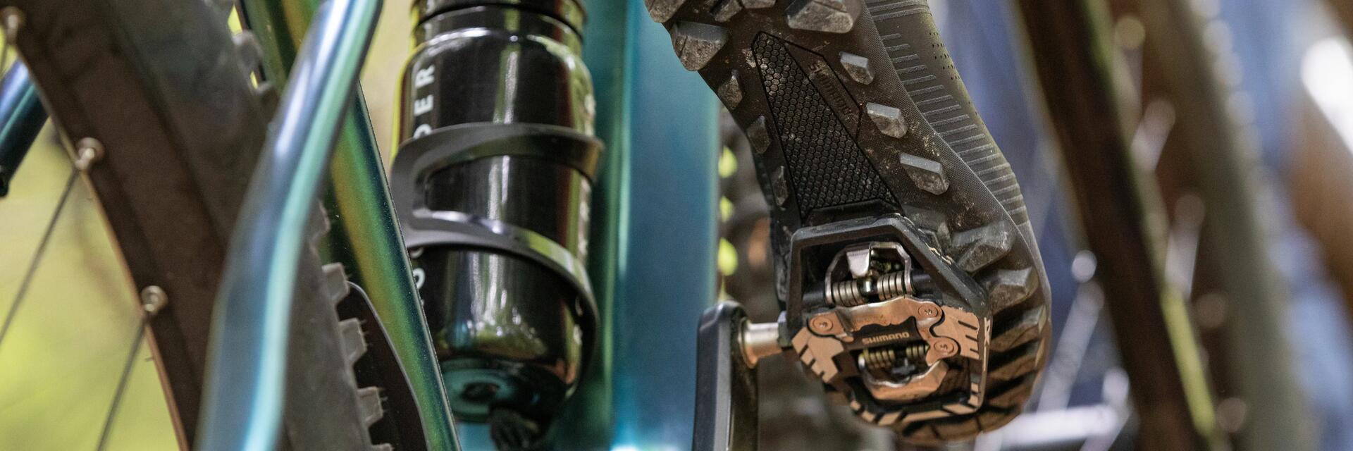 VTT : Pédales plates ou pédales automatiques ?