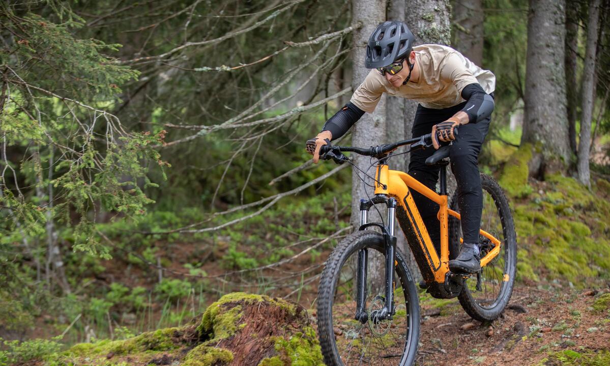 Vélo VTT électrique semi rigide 29