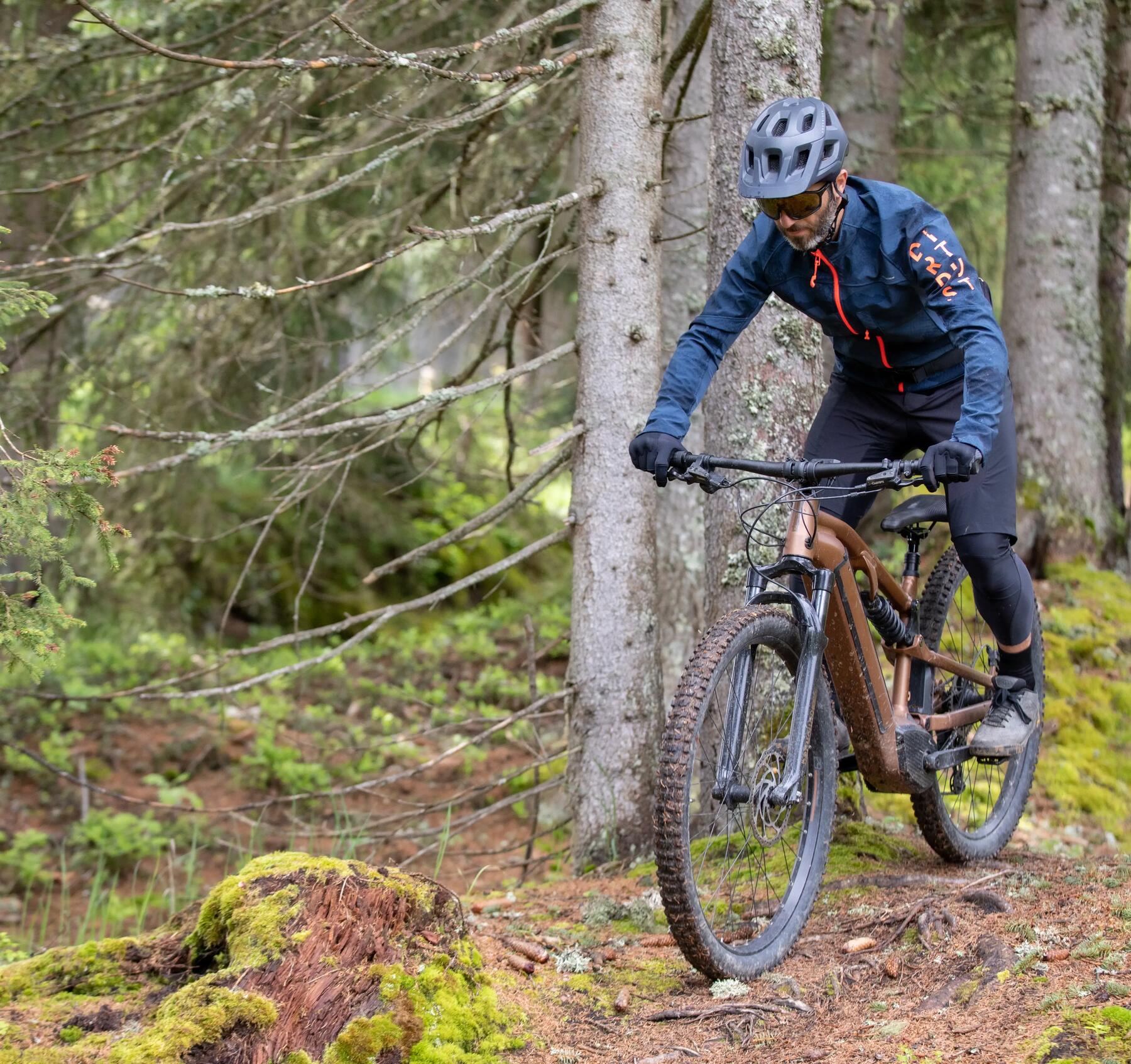Guide : comment bien choisir son casque de VTT ?