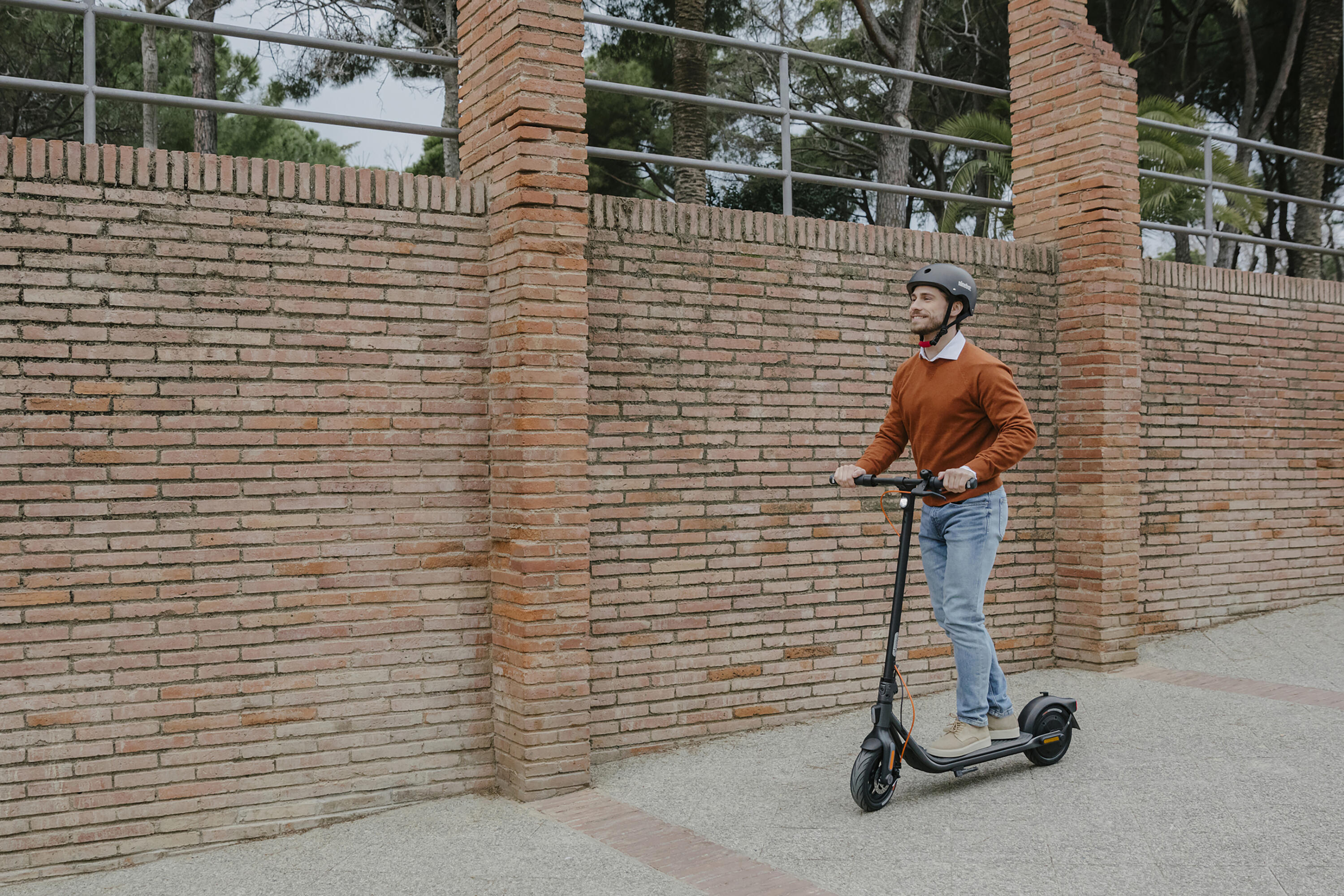 Patinete Eléctrico Segway Ninebot KickScooter F2 Pro Homologado 12/15