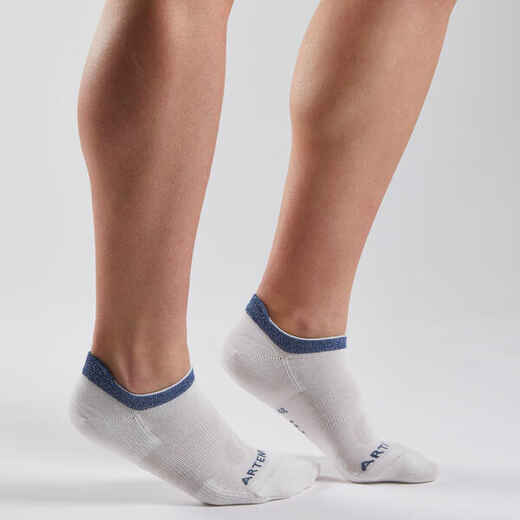 
      Cotton Pair of Low Sports Socks RS 160 - White/Blue Sequins
  