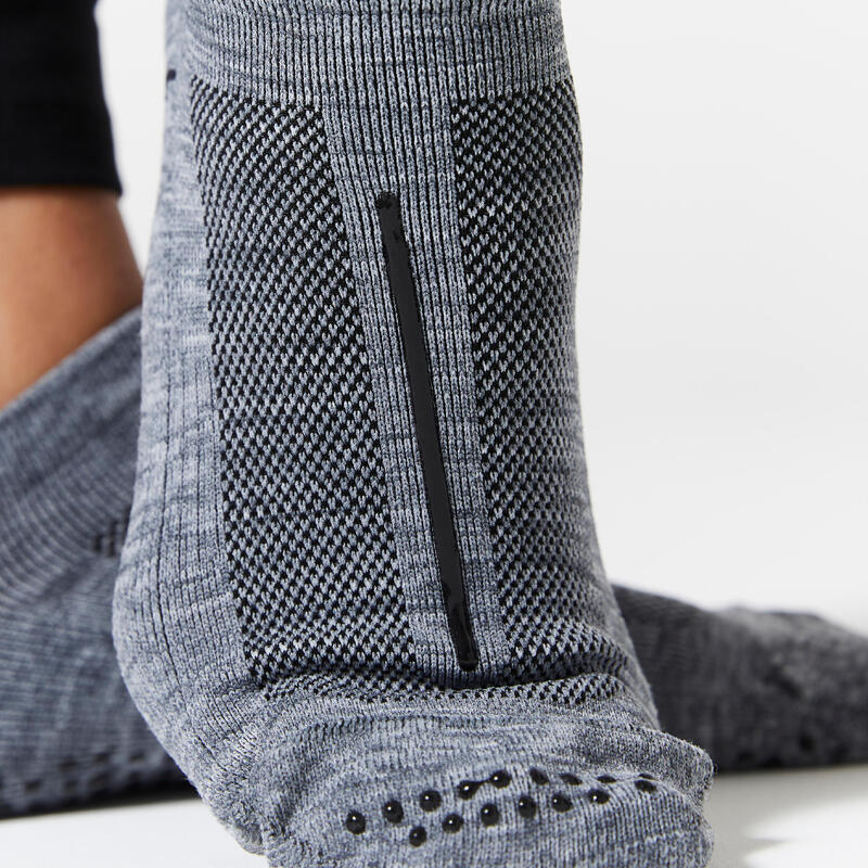 Chaussettes antidérapantes Fitness Femme - 500 Gris