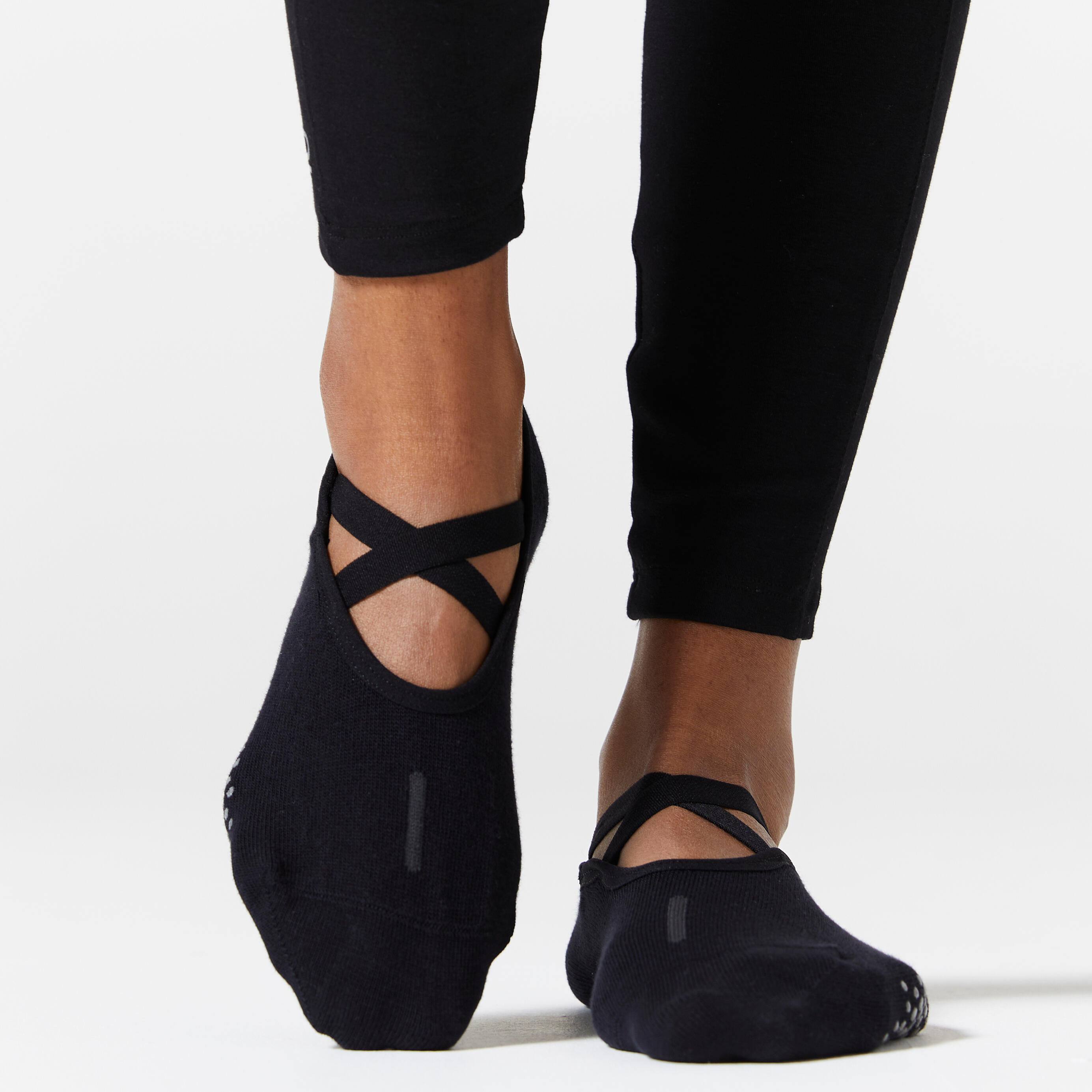 Women's Non-Slip Cotton Ballet Fitness Socks 500 - Black 2/5
