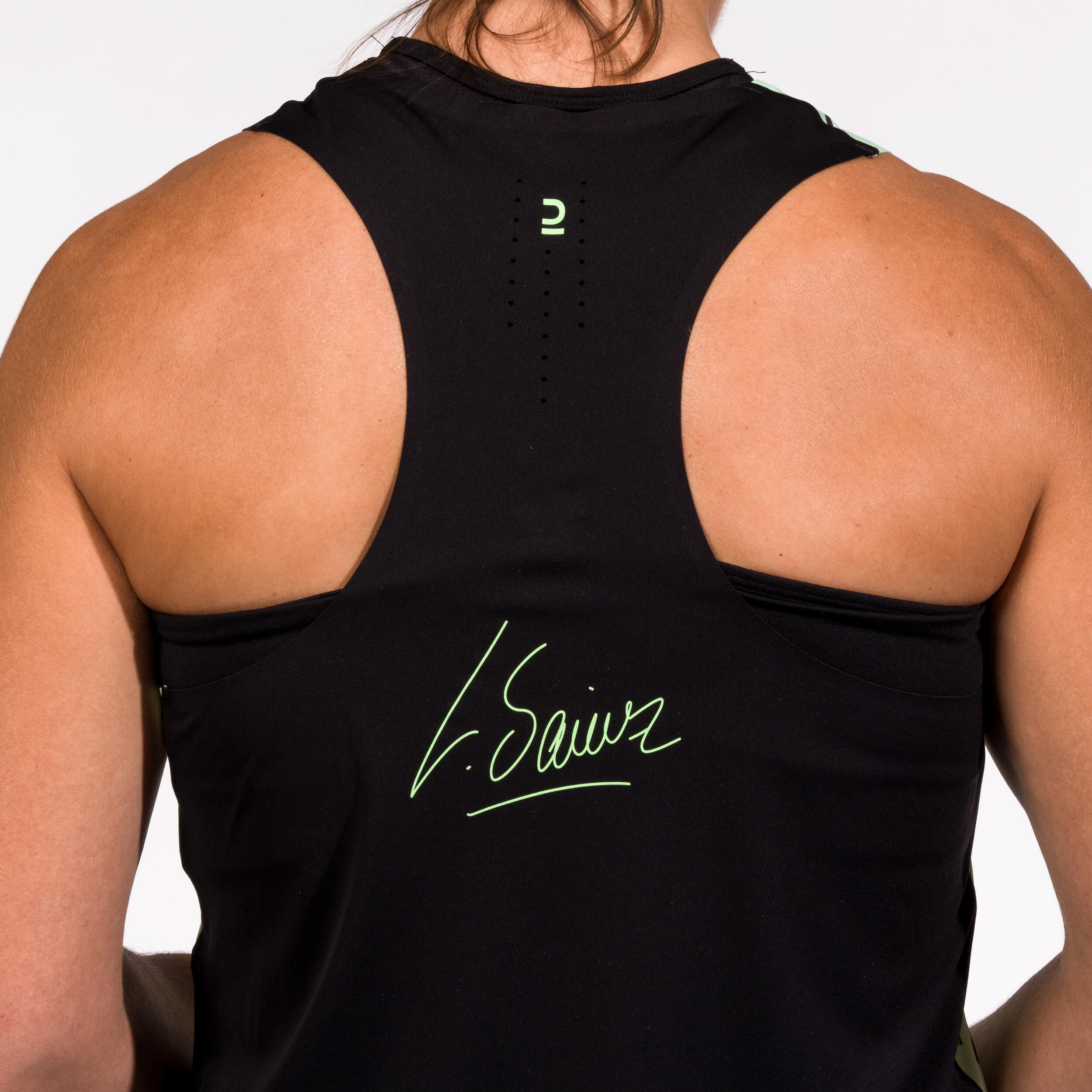 KUIKMA Dámske funkčné tielko na padel Kuikma Pro zelené Lucia Sainz L-XL · záber 9