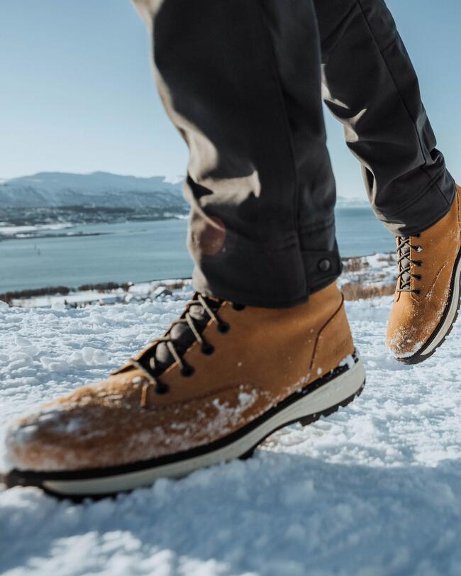 Chaussures chaudes et imperméables de randonnée en cuir Homme - SH500 Hautes