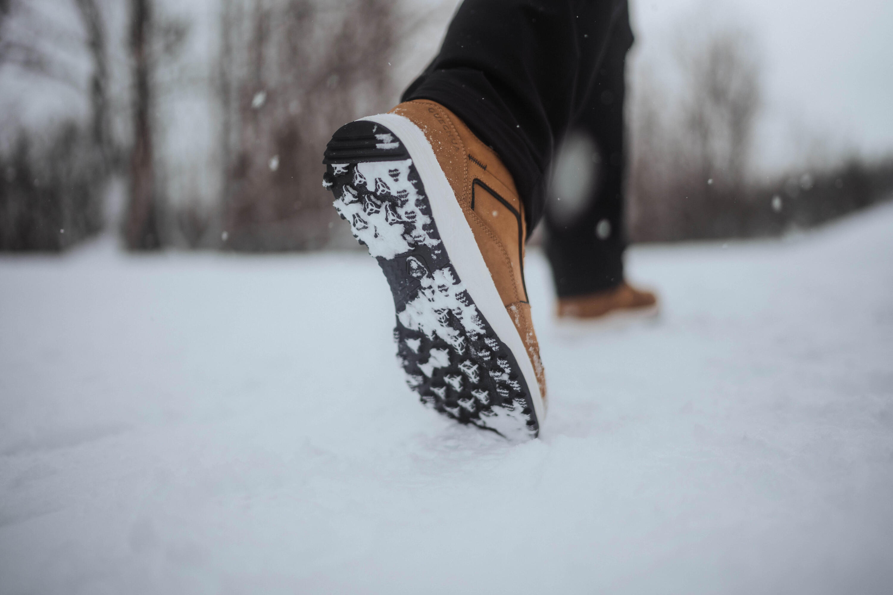 Winterschuhe Herren Leder halbhoch warm wasserdicht Winterwandern - SH500 11/13