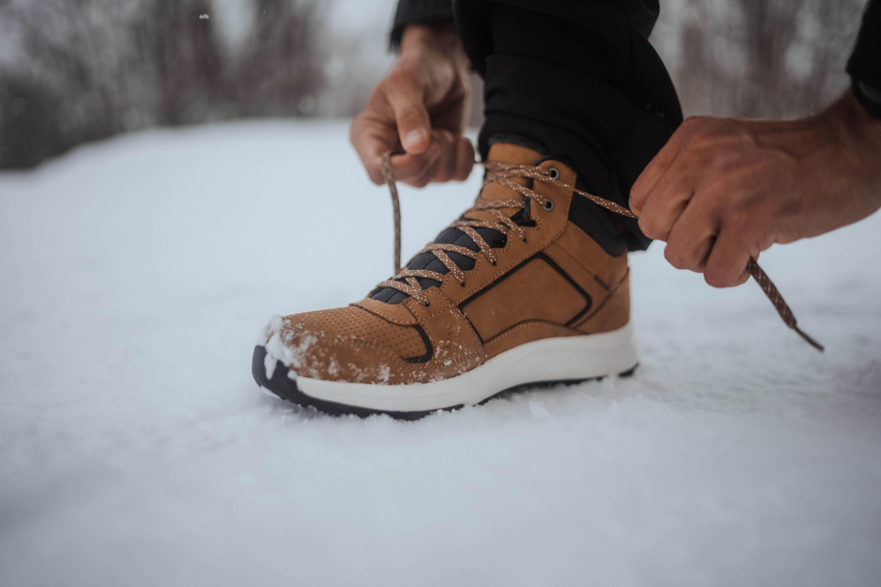 Winterschuhe Herren Leder halbhoch warm wasserdicht Winterwandern - SH500 10/13