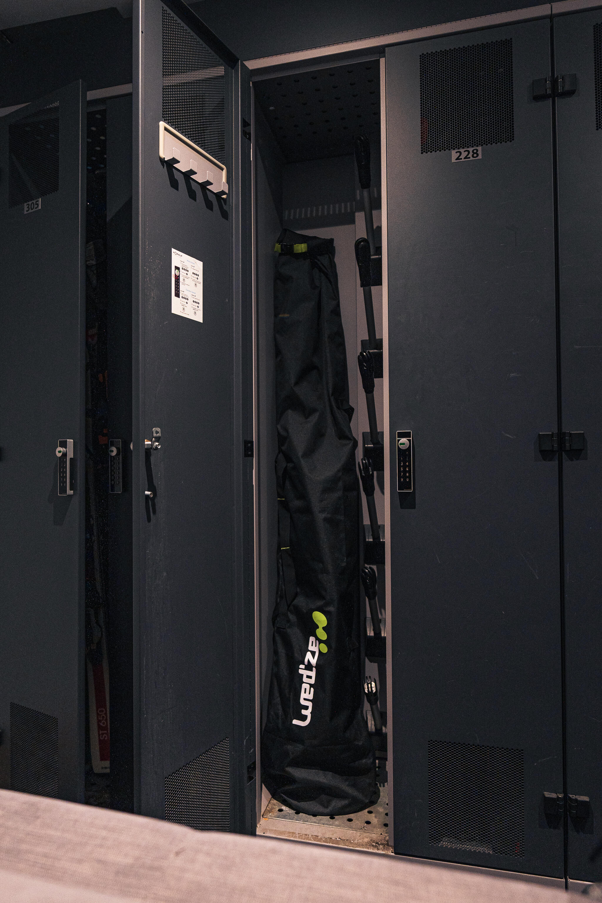 Skitasche – 100 schwarz 8/9