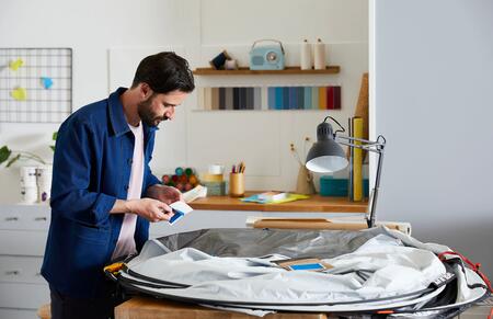 Solicită repararea cortului de către un expert