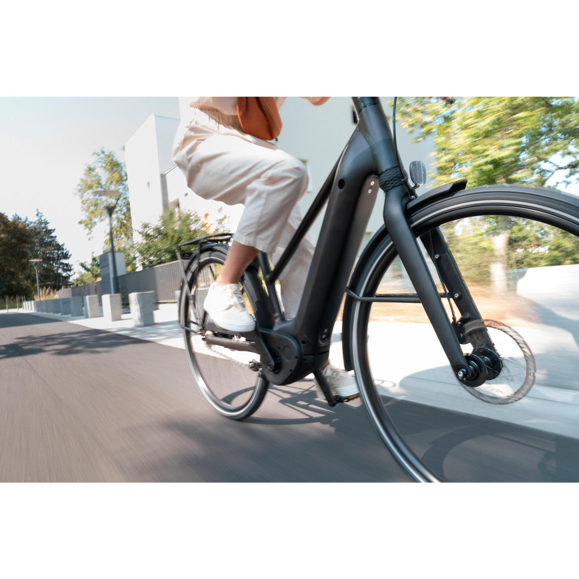 Electric city bike with automatic motor owuru low frame ld 920 e