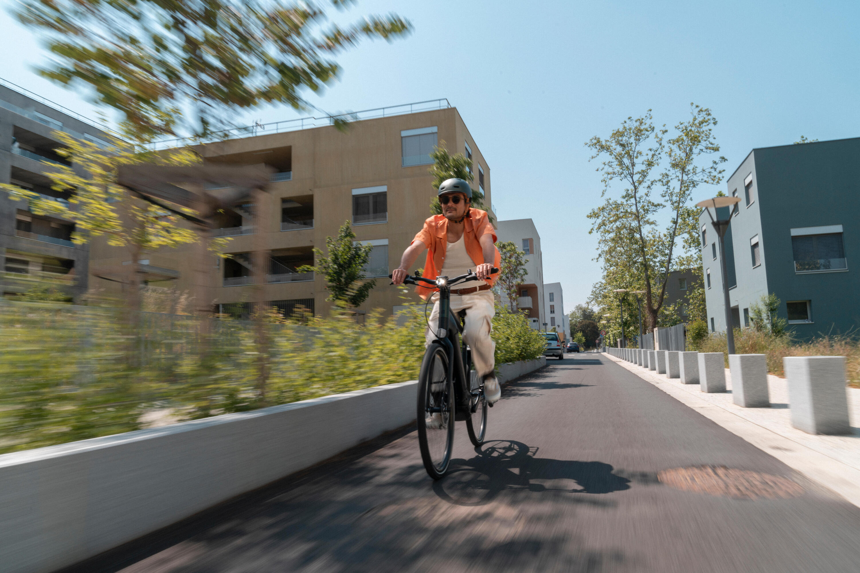 Owuru elektrisches Citybike mit hohem Rahmen und Automatikmotor LD 920 E 17/23