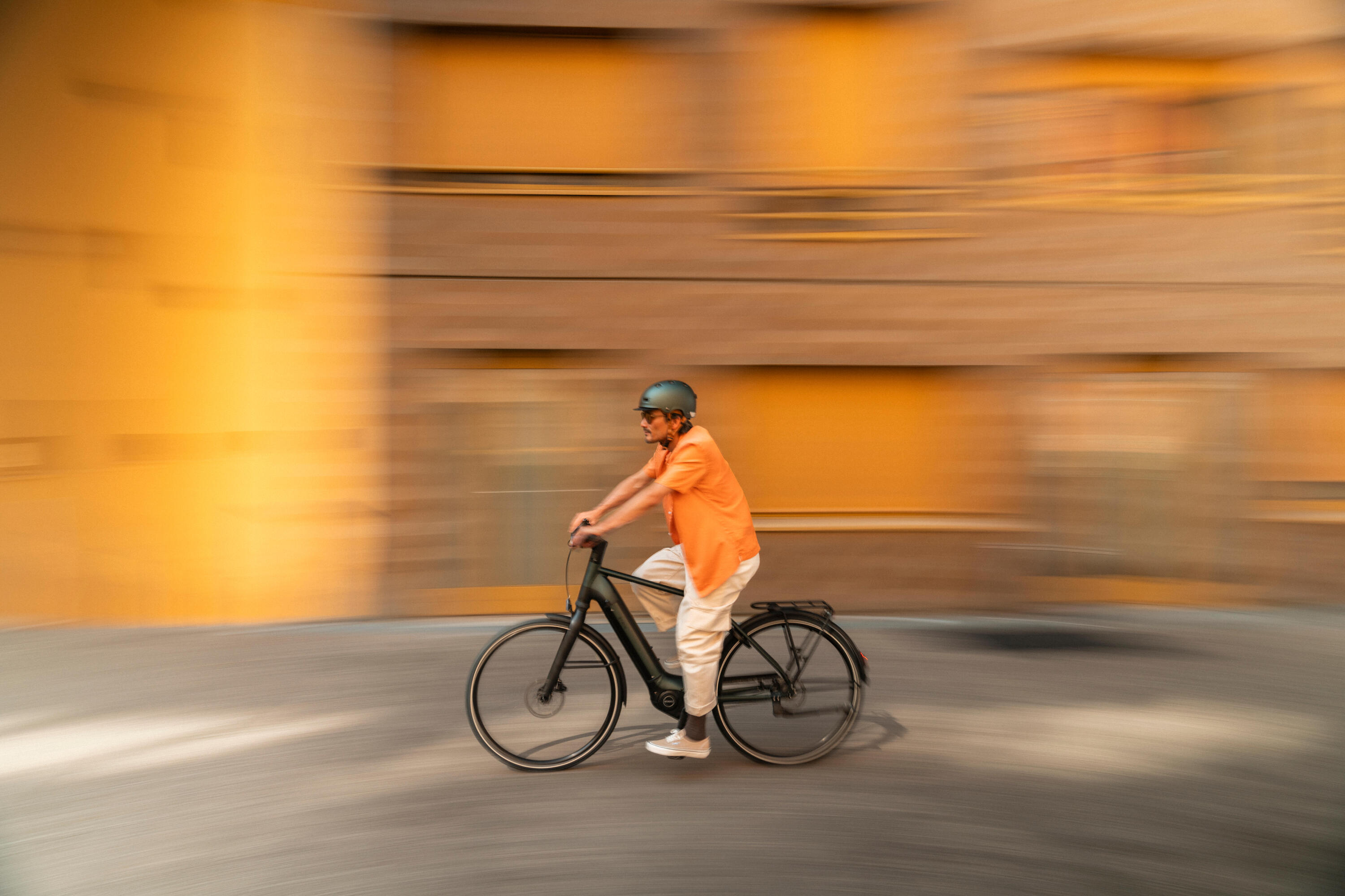 Owuru elektrisches Citybike mit hohem Rahmen und Automatikmotor LD 920 E 21/23
