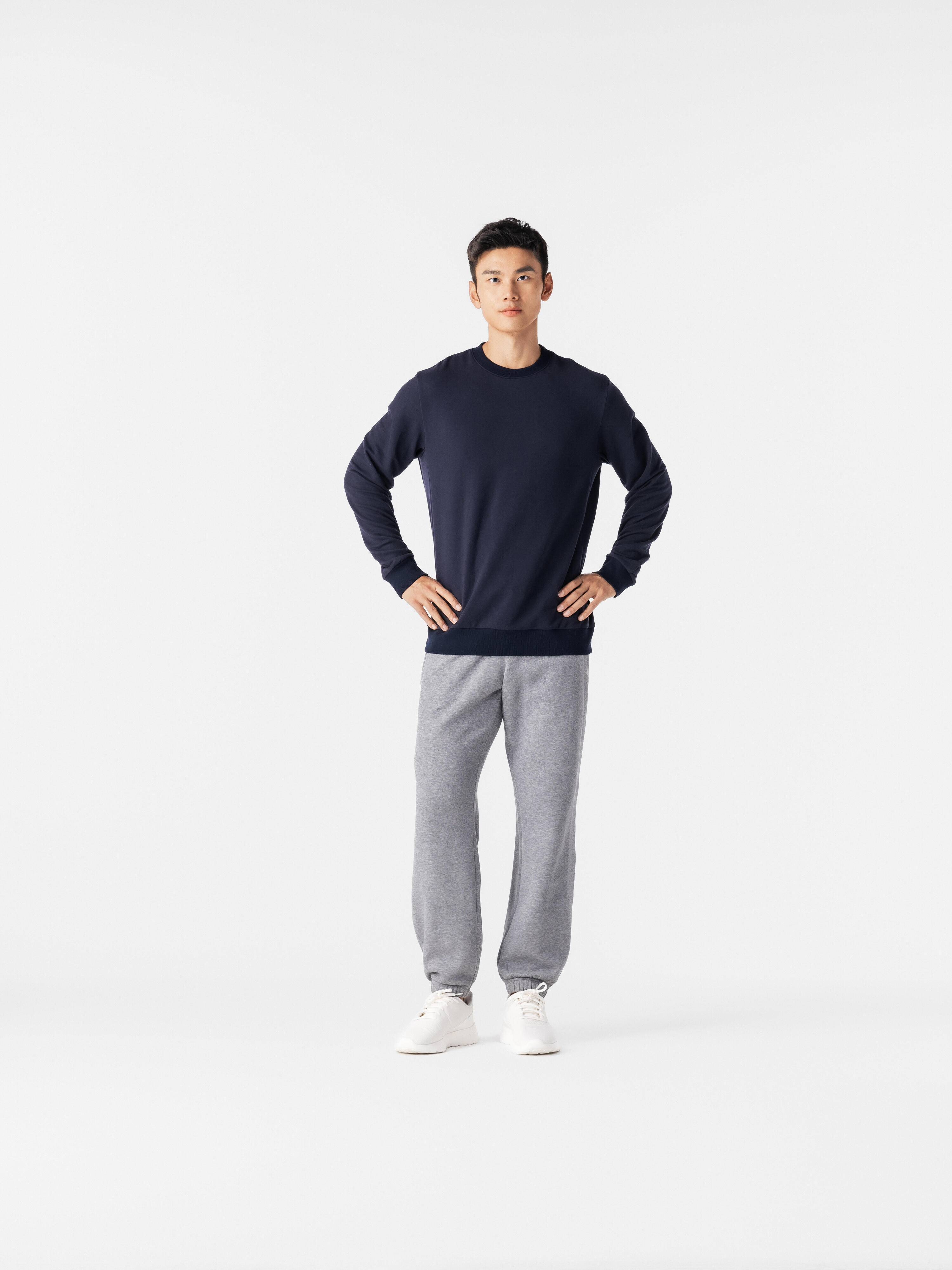 Pantaloni uomo fitness 500 regular misto cotone felpati tasca con zip grigi 3/5