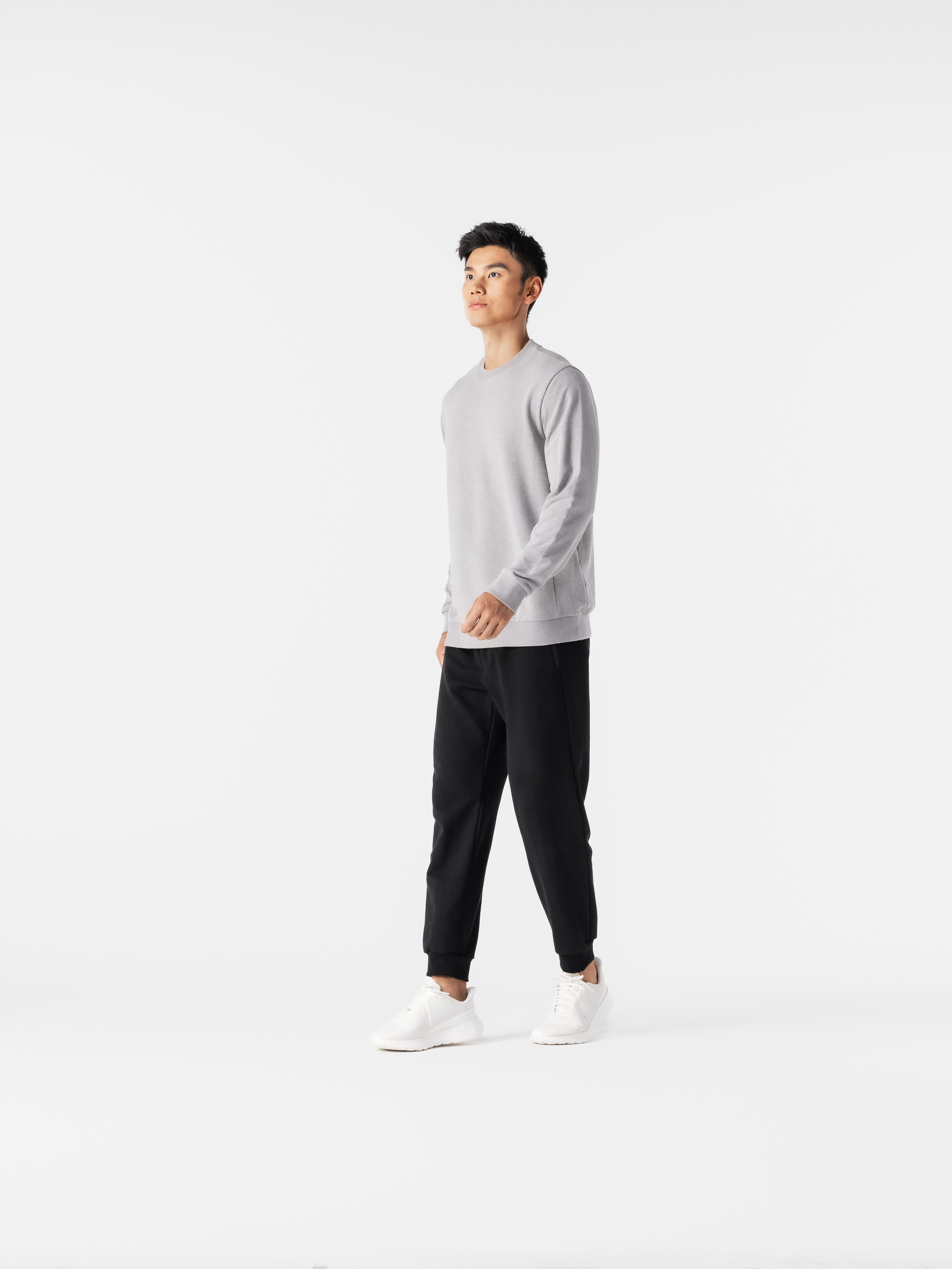 Men's Wool crewneck sweater with cut-up logo | Black | Diesel