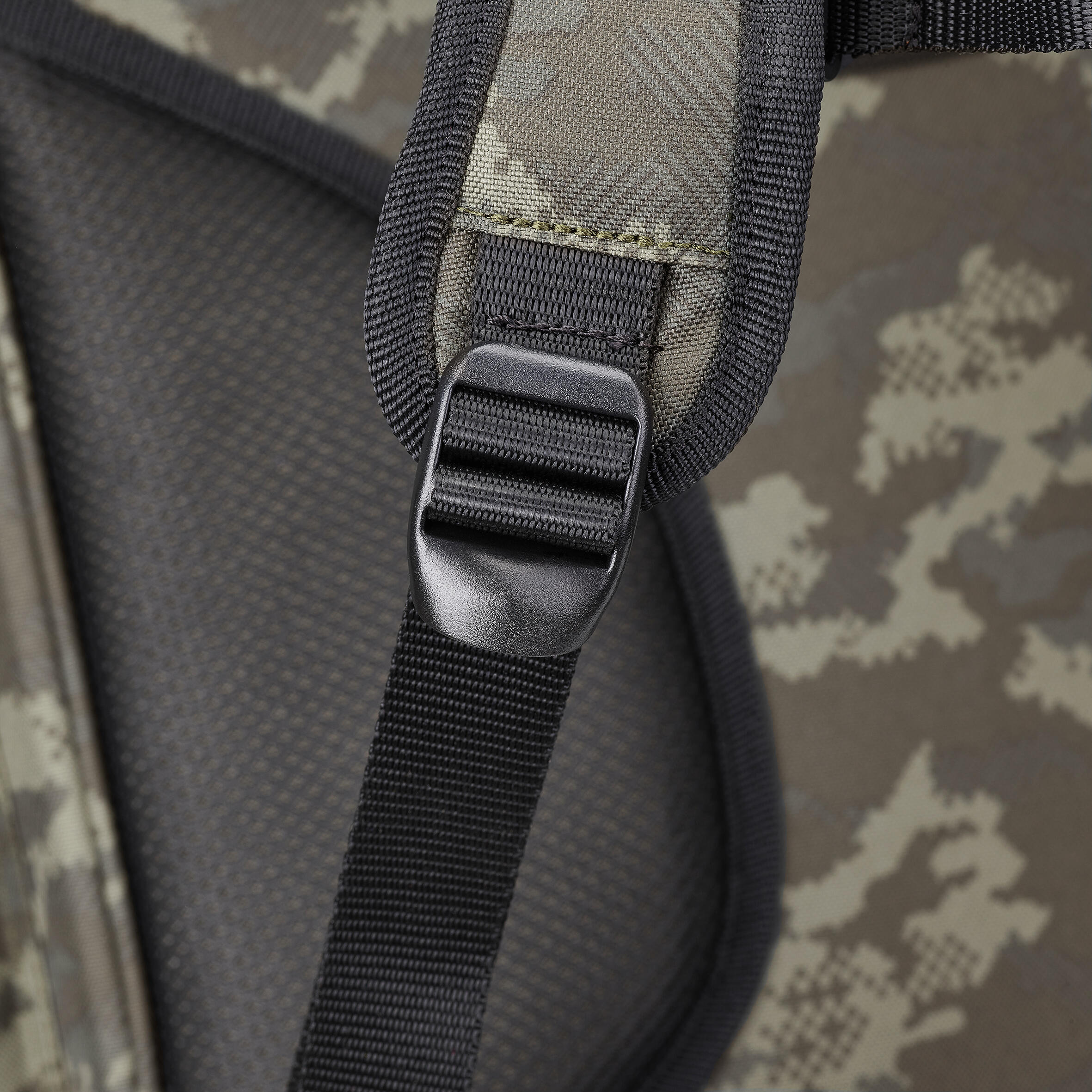 CAPERLAN Kaprársky batoh Rucksack 75 l bez · záber 9