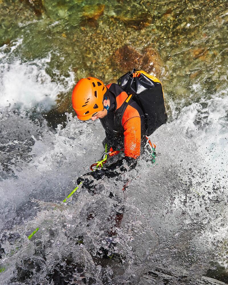 canyoning
