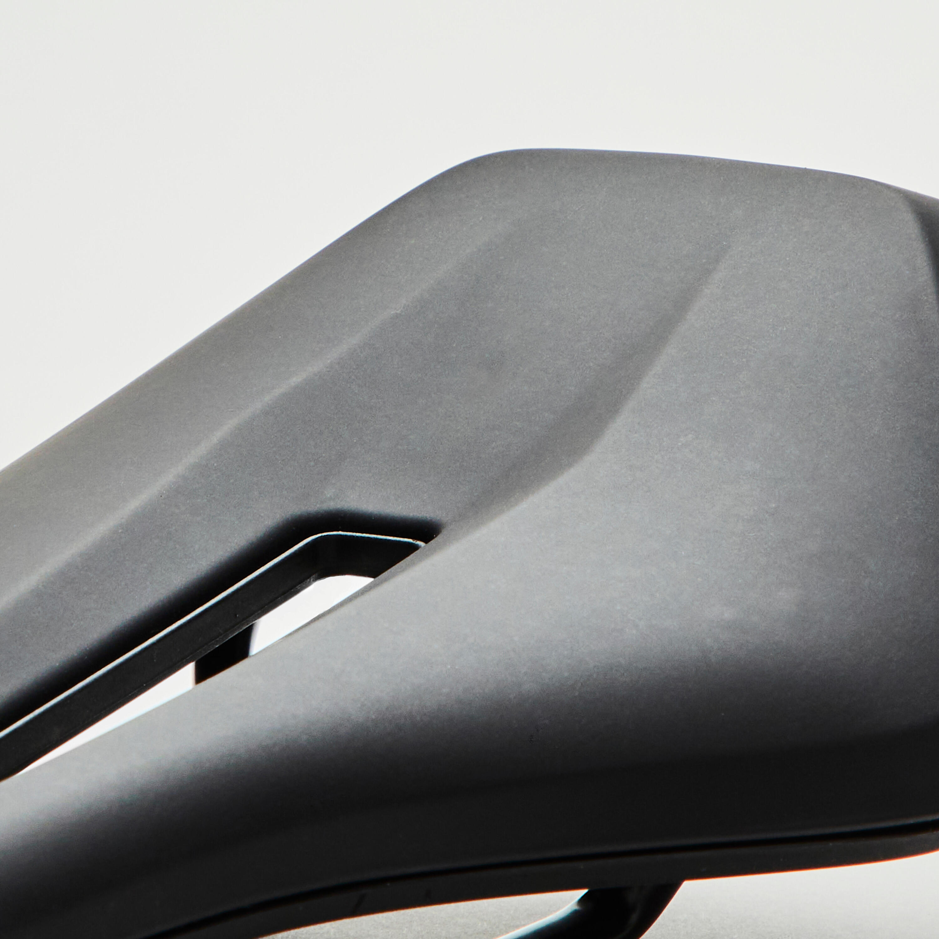 ZADEL VOOR RACEFIETS / MTB LIGHT 155MM UNISEKS 5/6