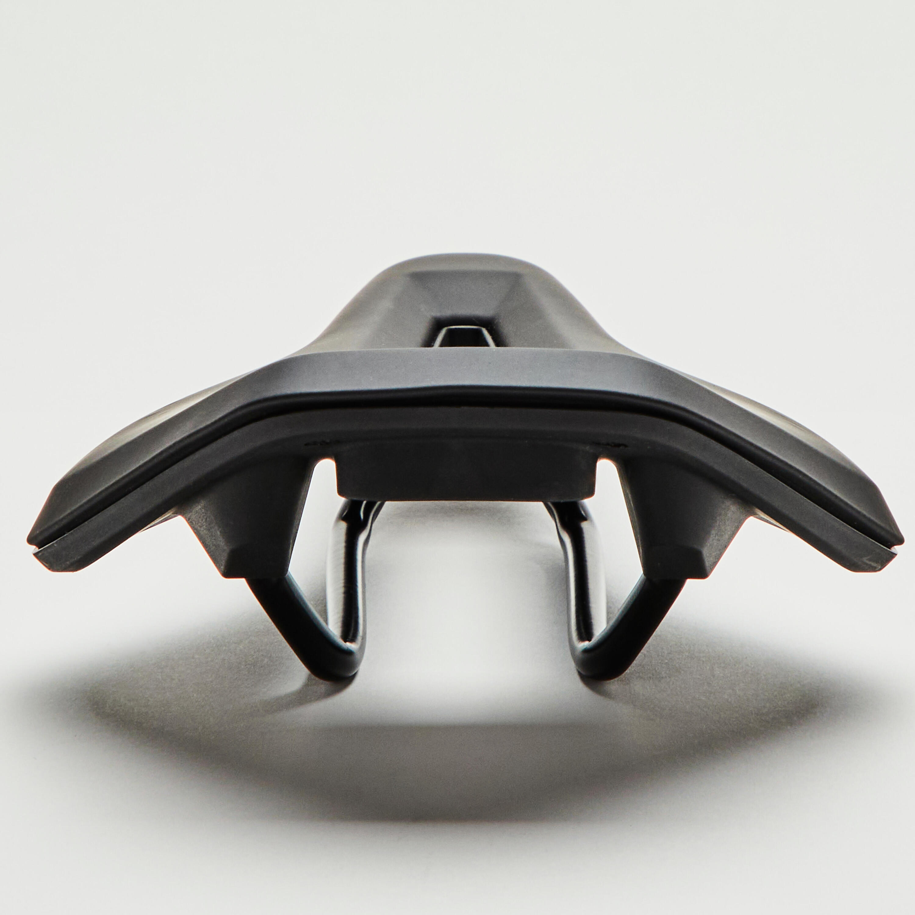 ZADEL VOOR RACEFIETS / MTB LIGHT 155MM UNISEKS 4/6