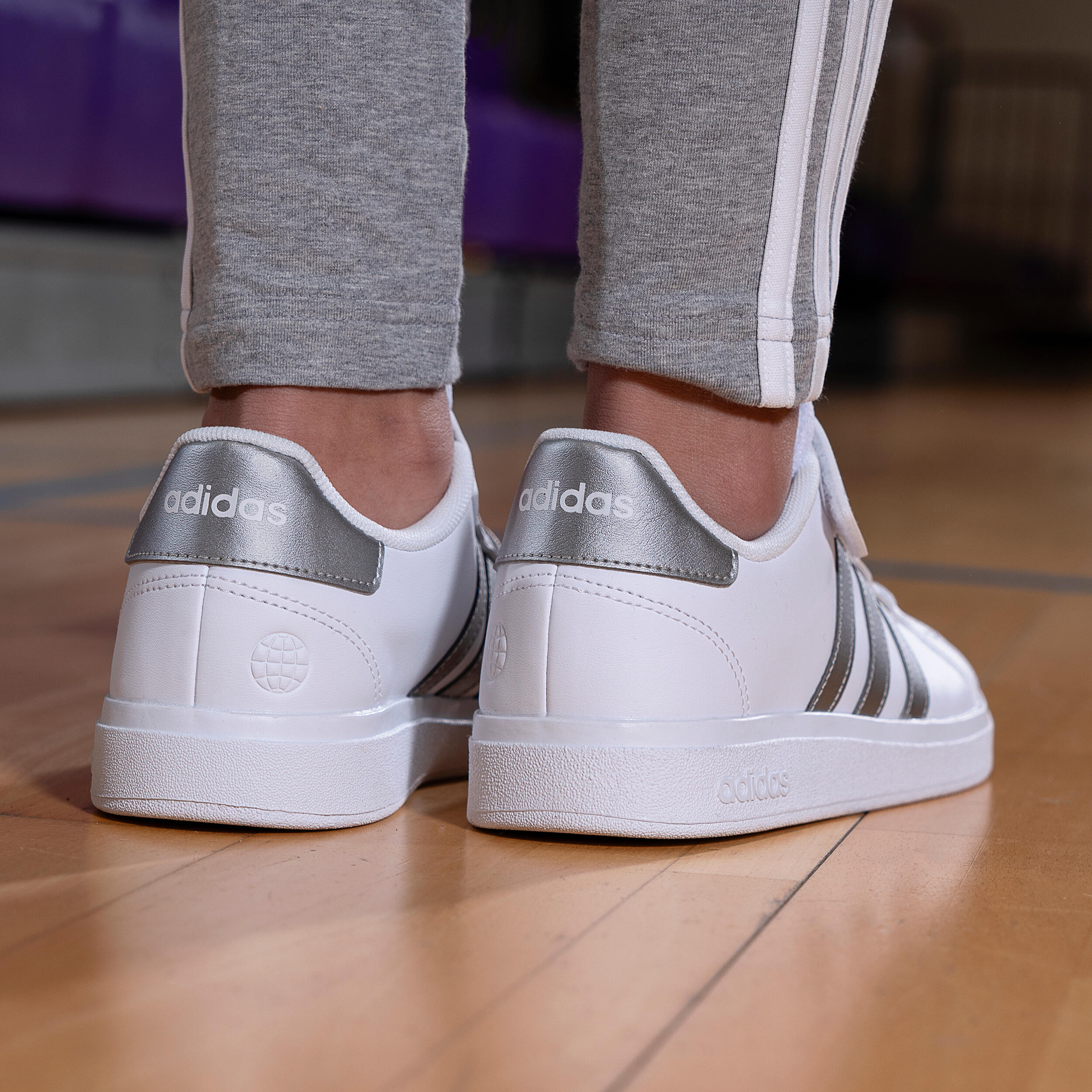 Buty sportowe dla dzieci Adidas Grand Court 9/25