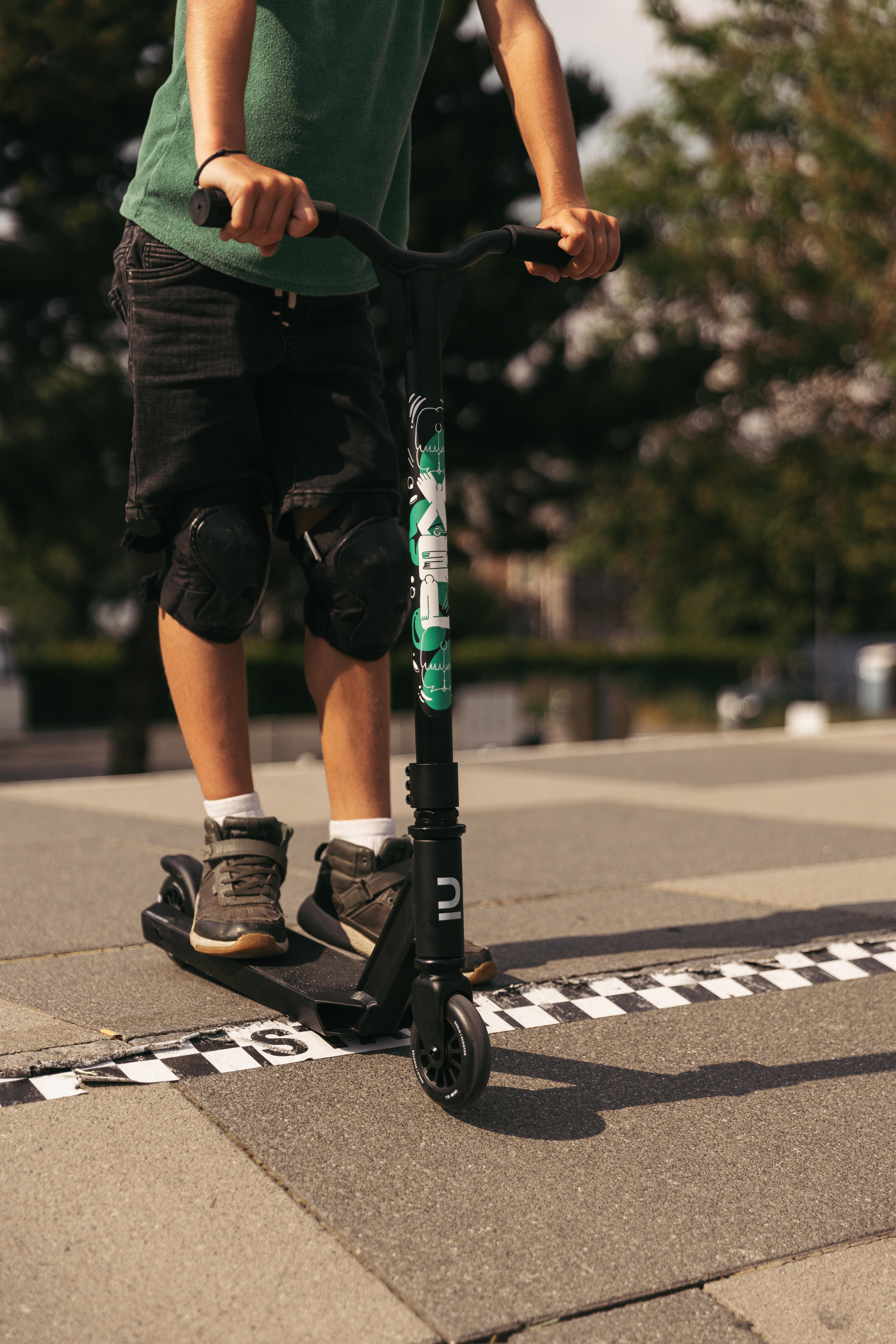 Kids' Freestyle Scooter - MF 100 Black - DECATHLON