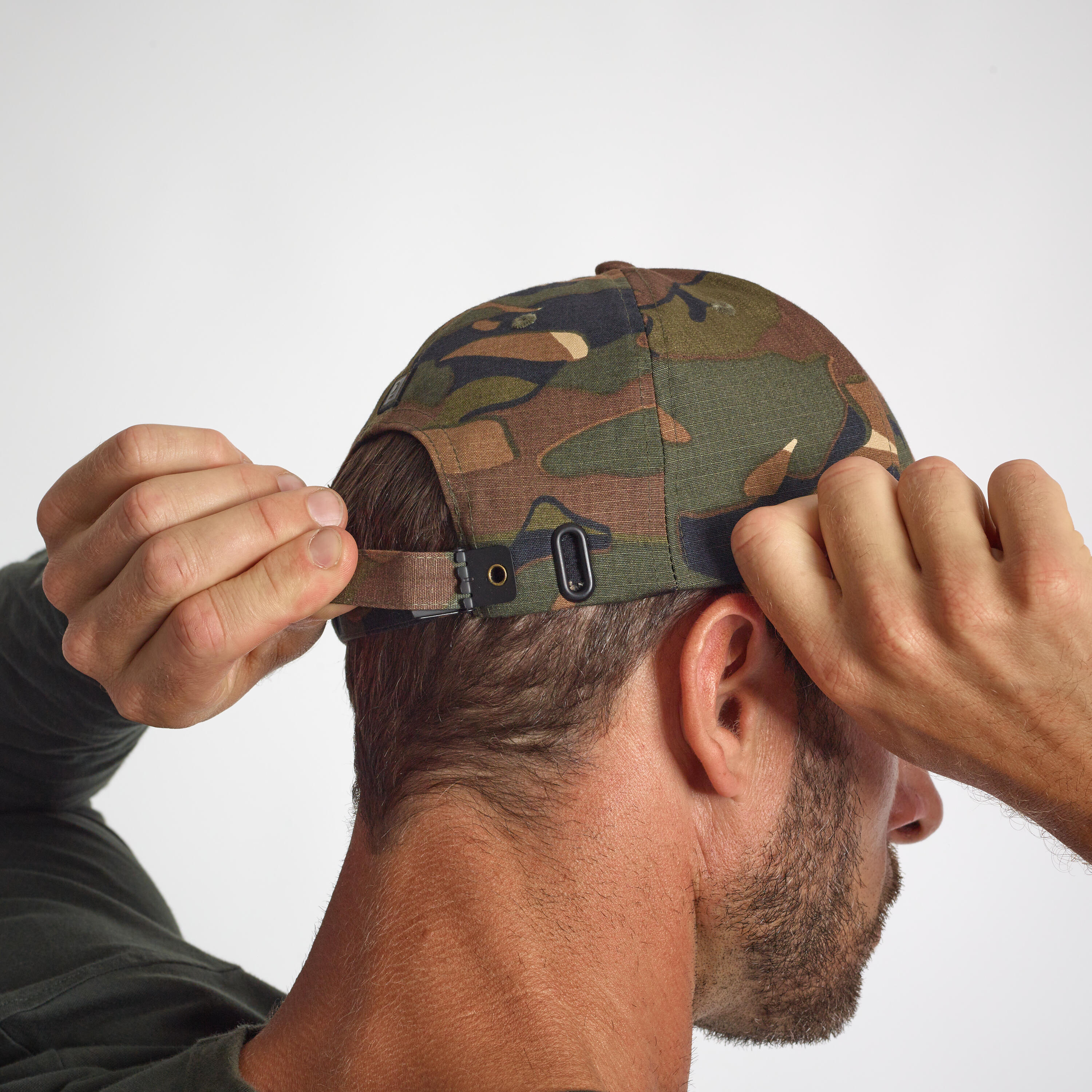 Durable Country Sport Cap 500 - Woodland Camo Green And Brown 3/4