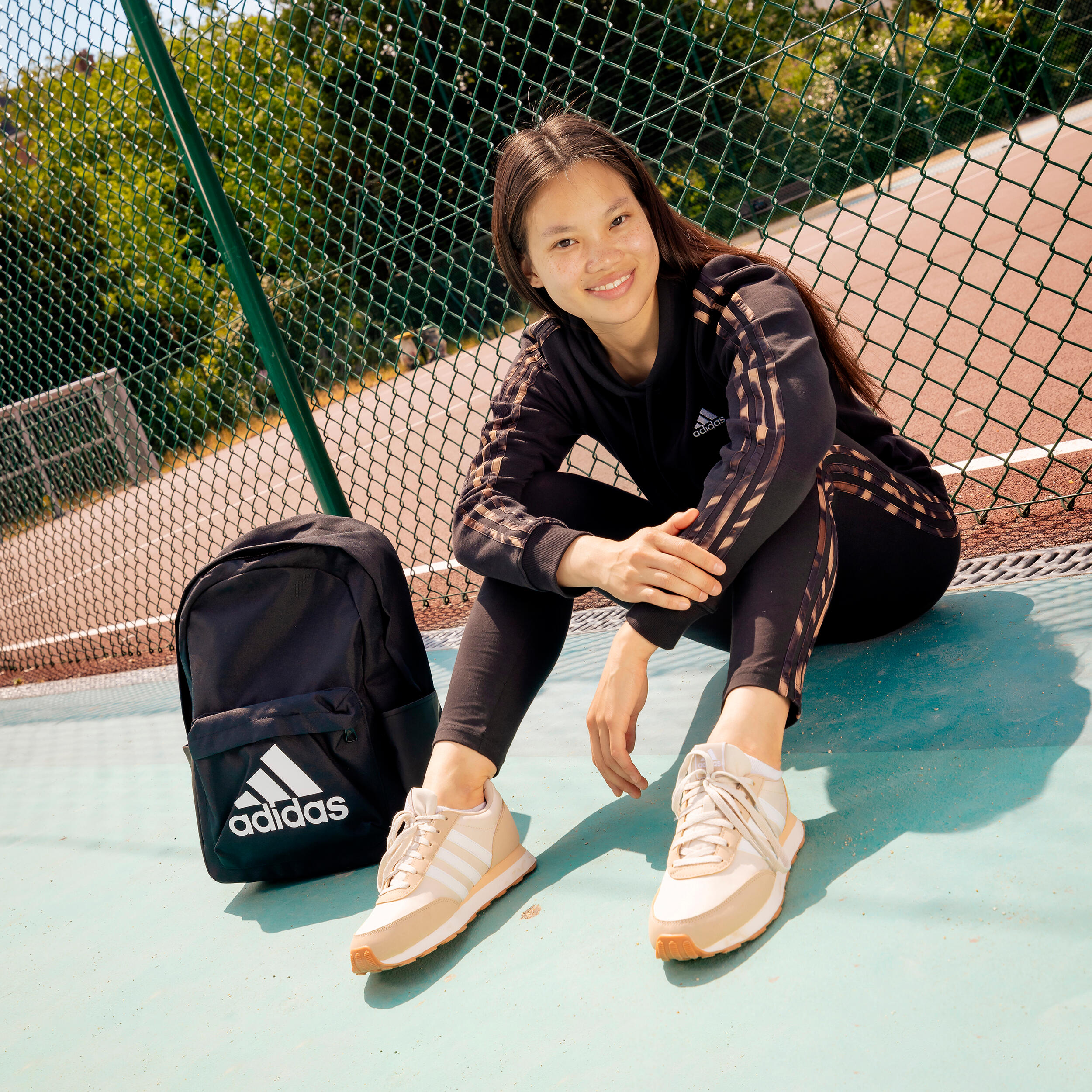 SWEAT-SHIRT A CAPUCHE VIBAOP DE FITNESS SOFT TRAINING ADIDAS FEMME NOIR 9/9