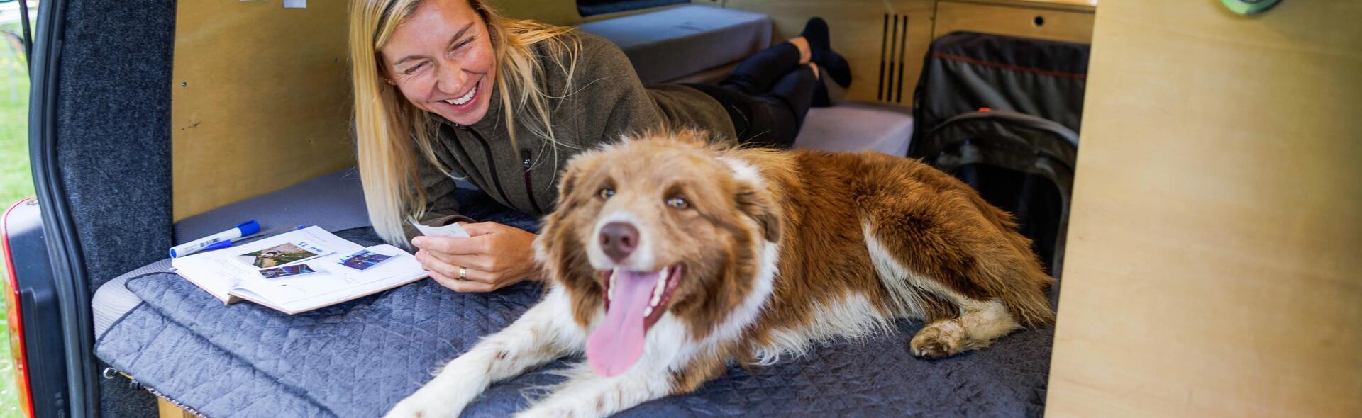 Comment s’organiser pour partir en vacances avec son chien ?