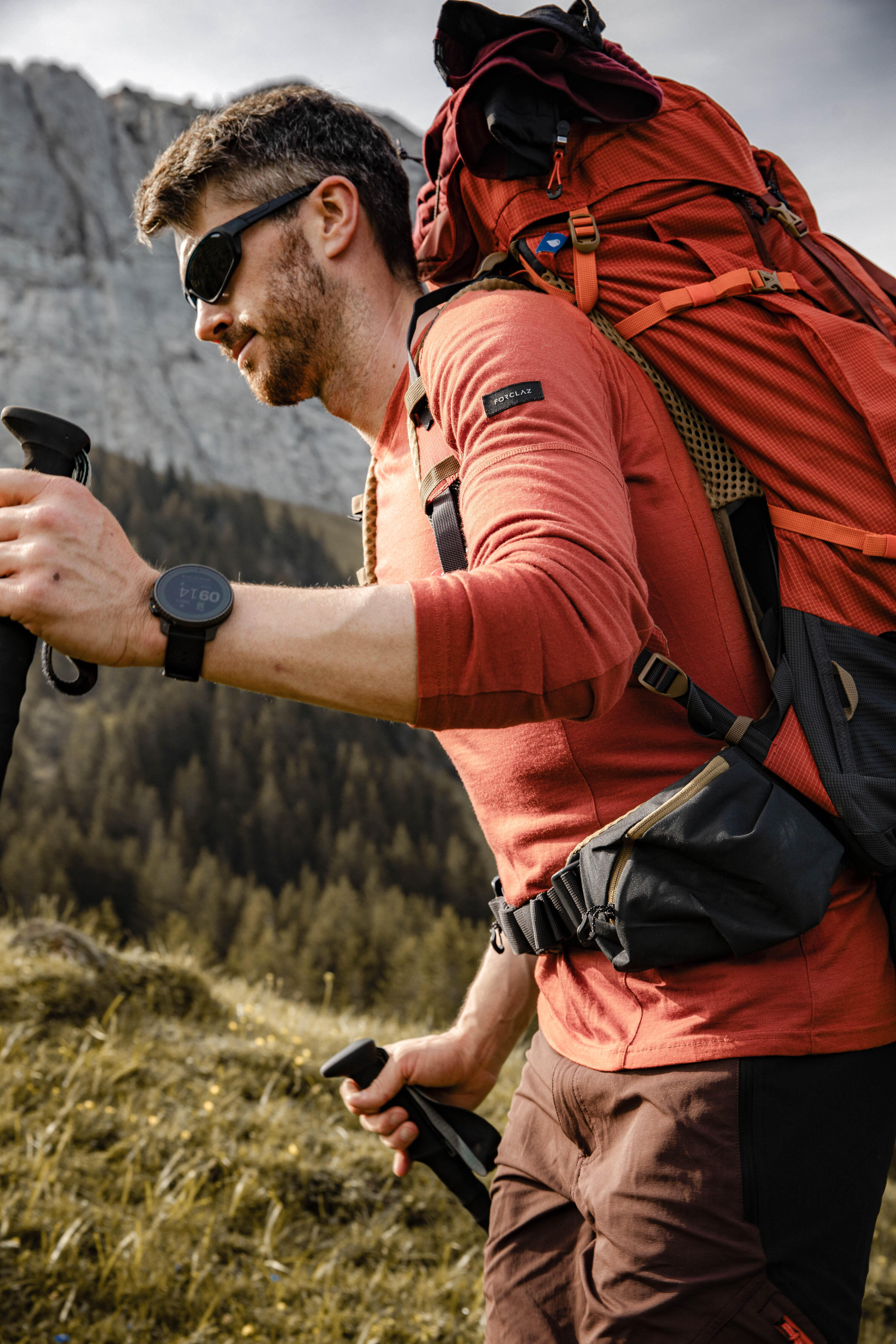 Pánské turistické merino tričko s dlouhým rukávem MT 500 6/9