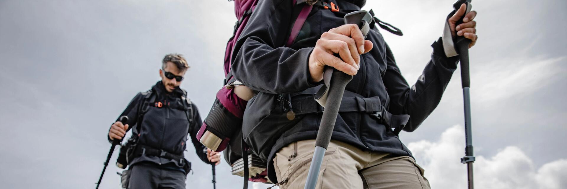 Utiliser et régler vos bâtons de randonnée correctement pour randonner en toute sérénité