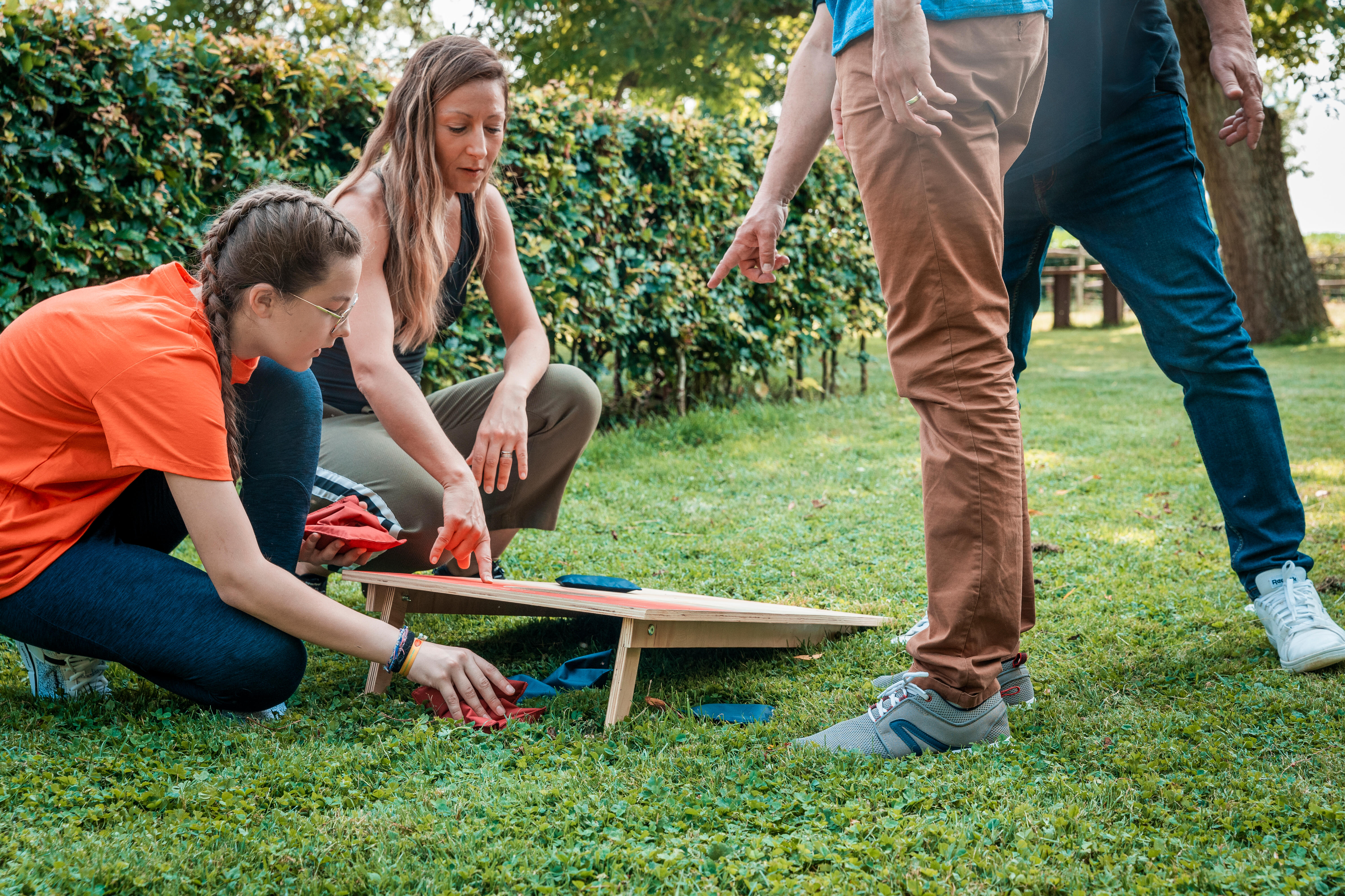 Cornhole Game - 100 - GEOLOGIC
