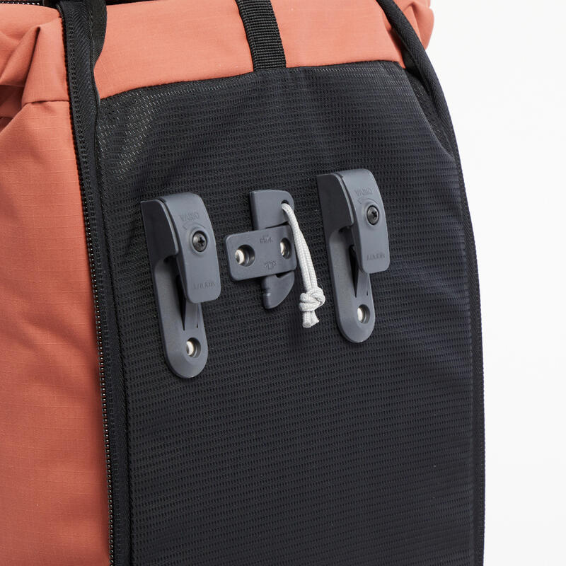 SAC A DOS VELO POUR PORTEBAGAGES DOUBLE 27 LITRES SEPIA Decathlon