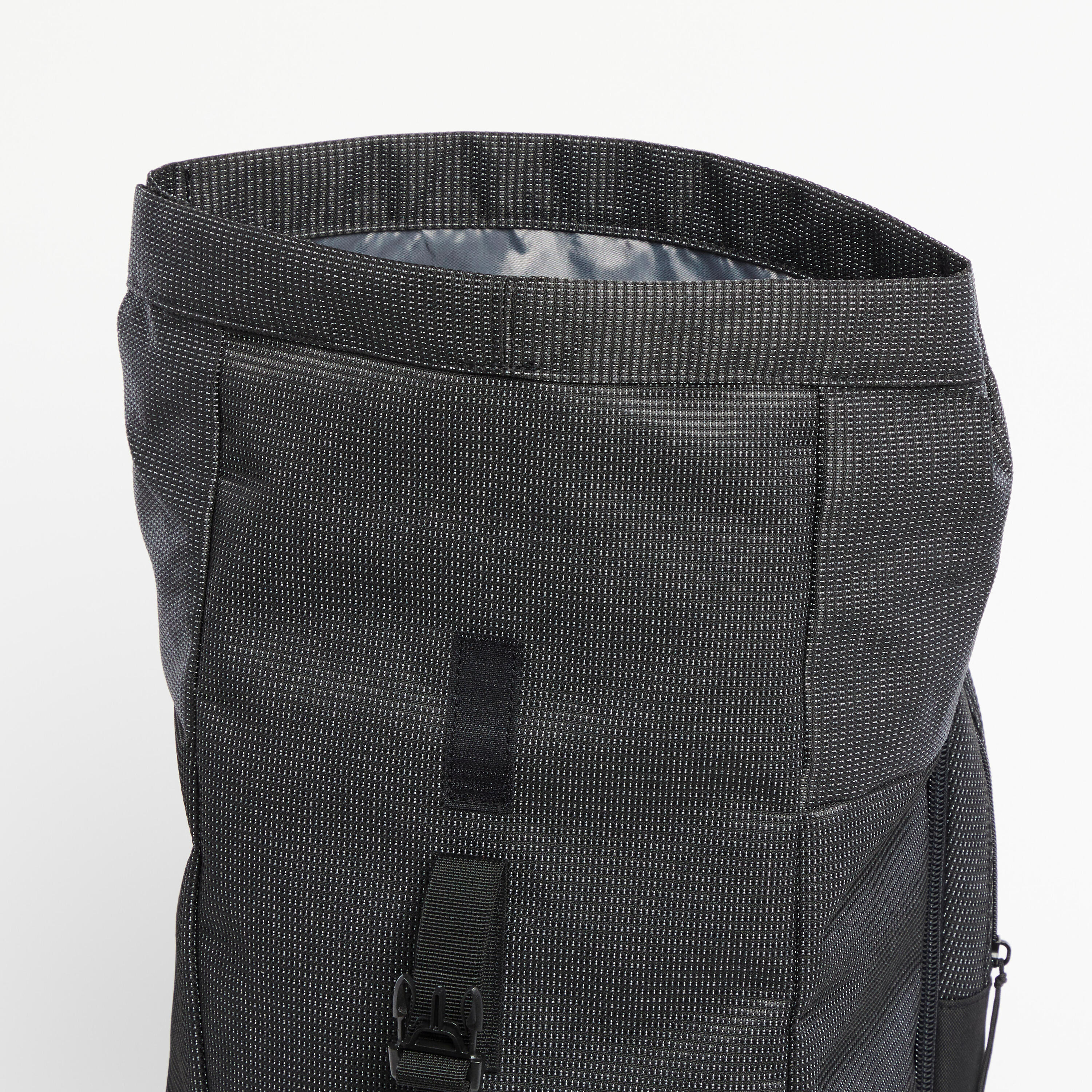 SAC A DOS VELO POUR PORTE BAGAGES DOUBLE 27 LITRES REFLECTIF 18/21