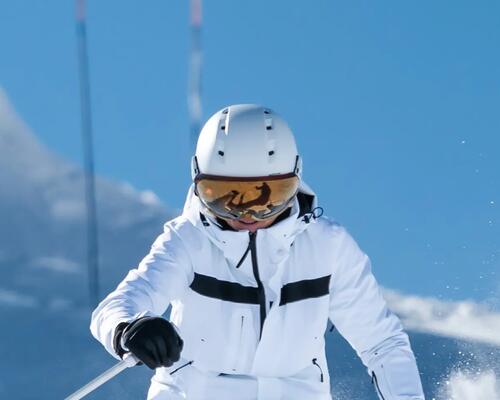 Cuidar corretamente do teu capacete de ski
