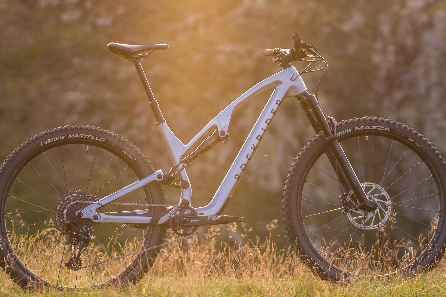 BTT ROCKRIDER de suspensão total