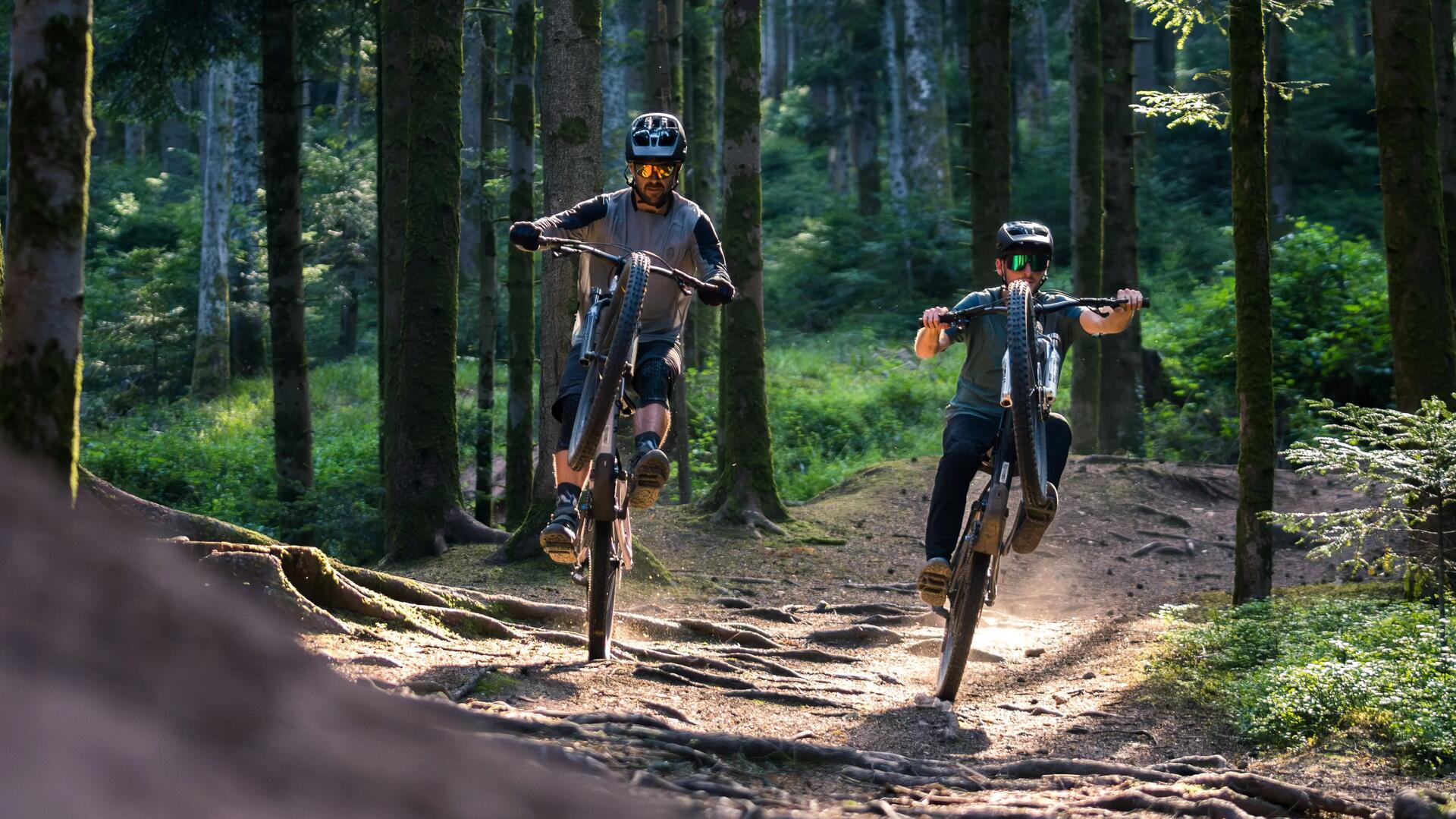 Les 10 avantages et inconvénients du VTT tout suspendu