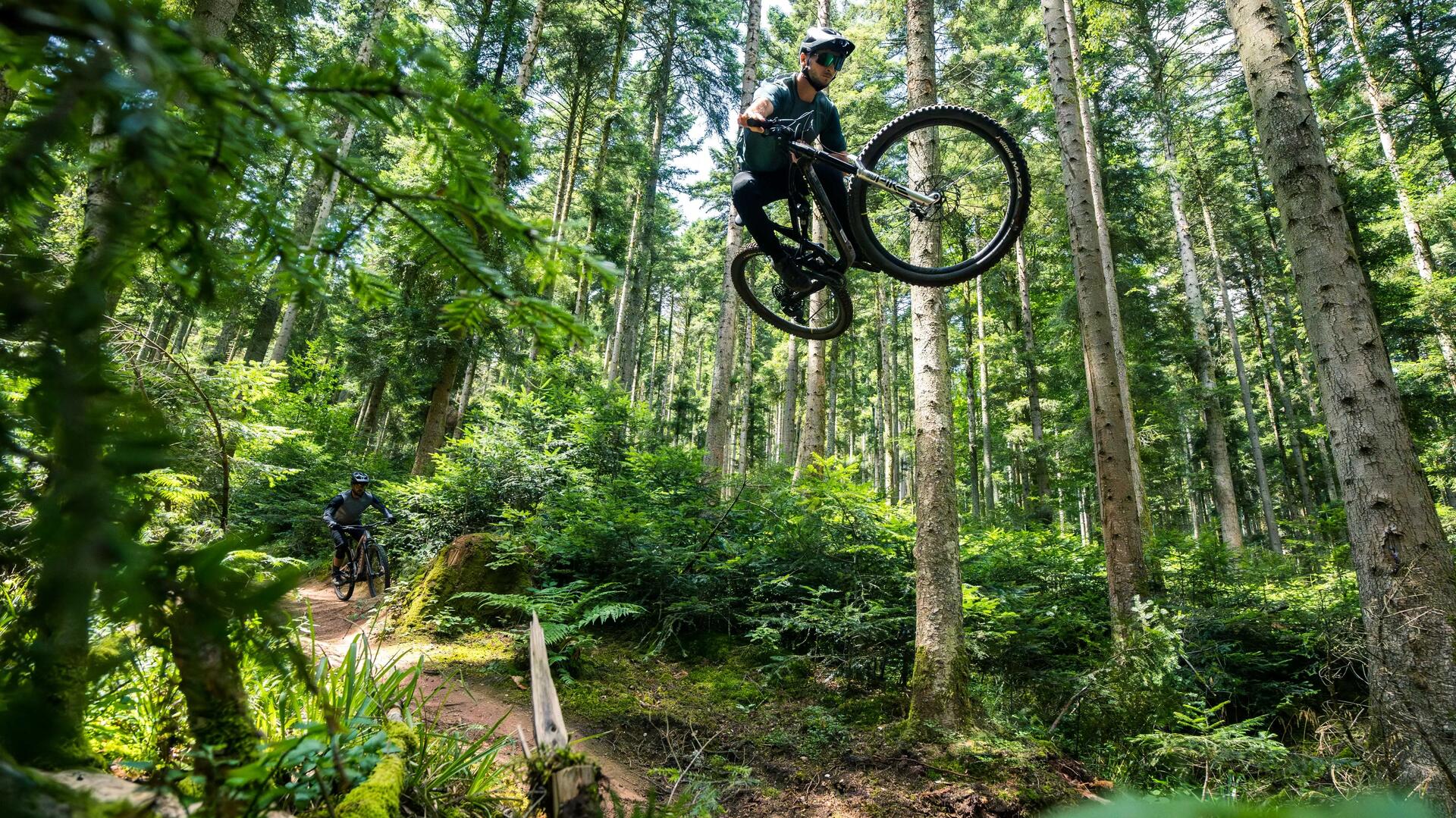 Les 10 avantages et inconvénients du VTT tout suspendu