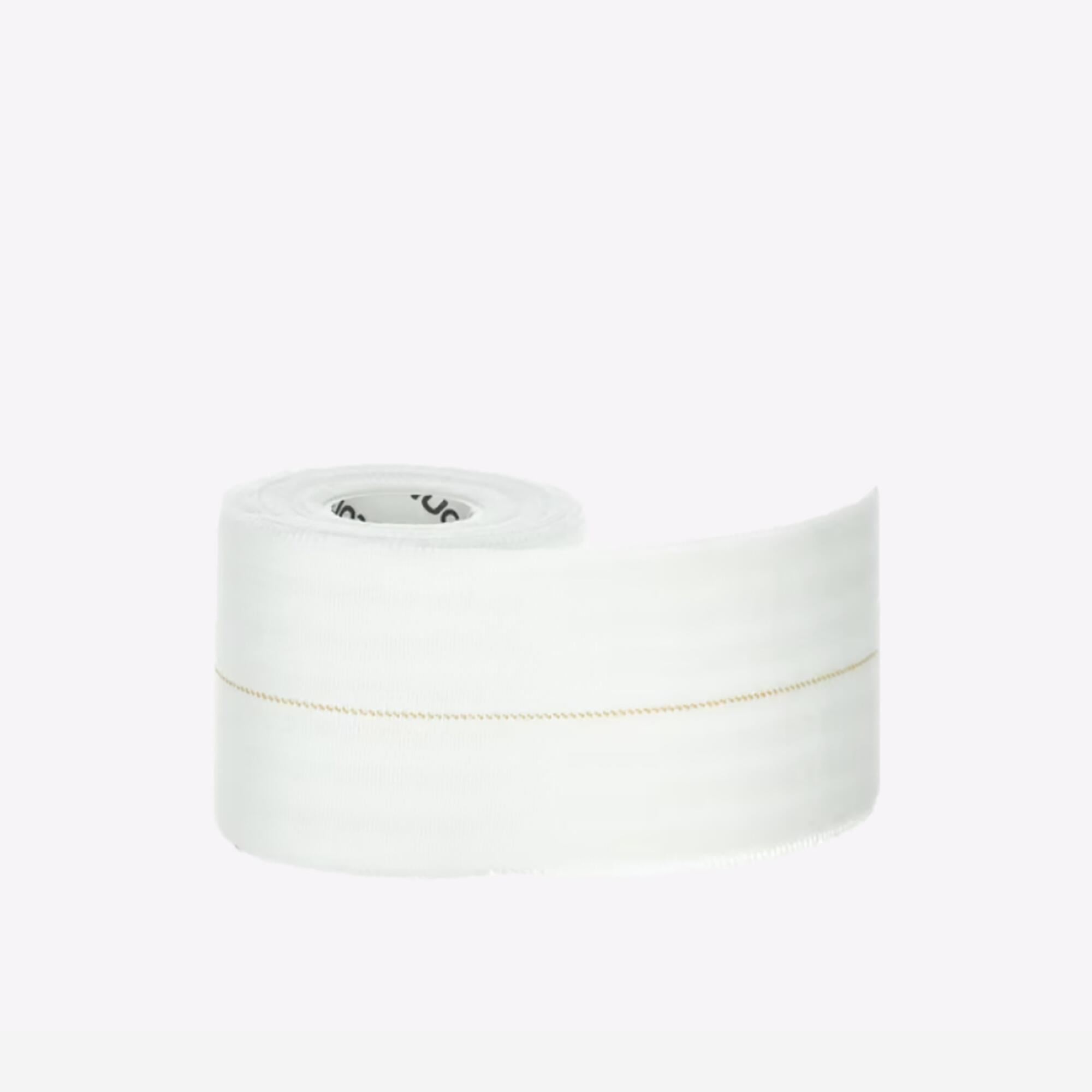 TARMAK Venda autoadherente elástica de 6 cm x 2,5 m blanca, para vendajes de sujeción.