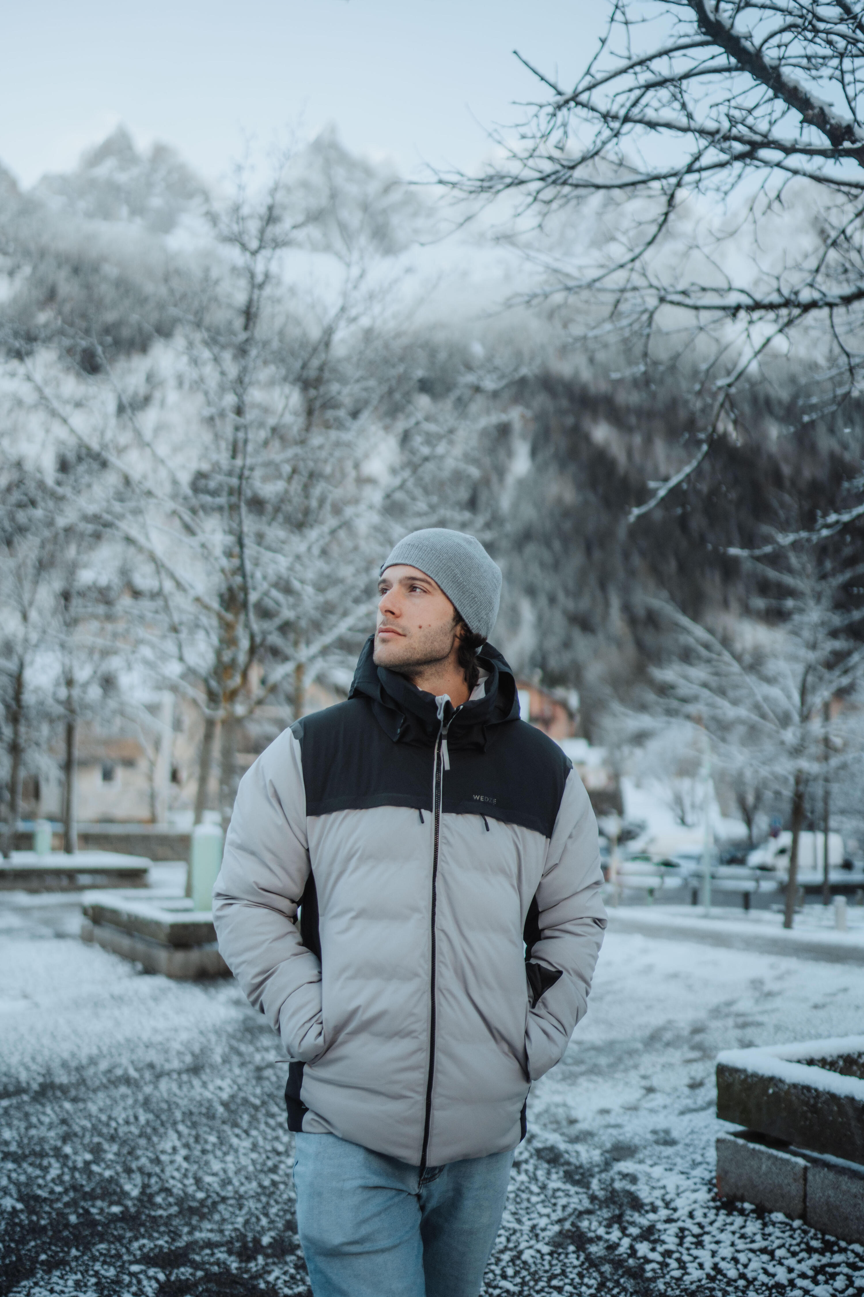Chaqueta acolchada de esquí muy cálida y ventilada hombre, 500 WARM gris y negro 18/23