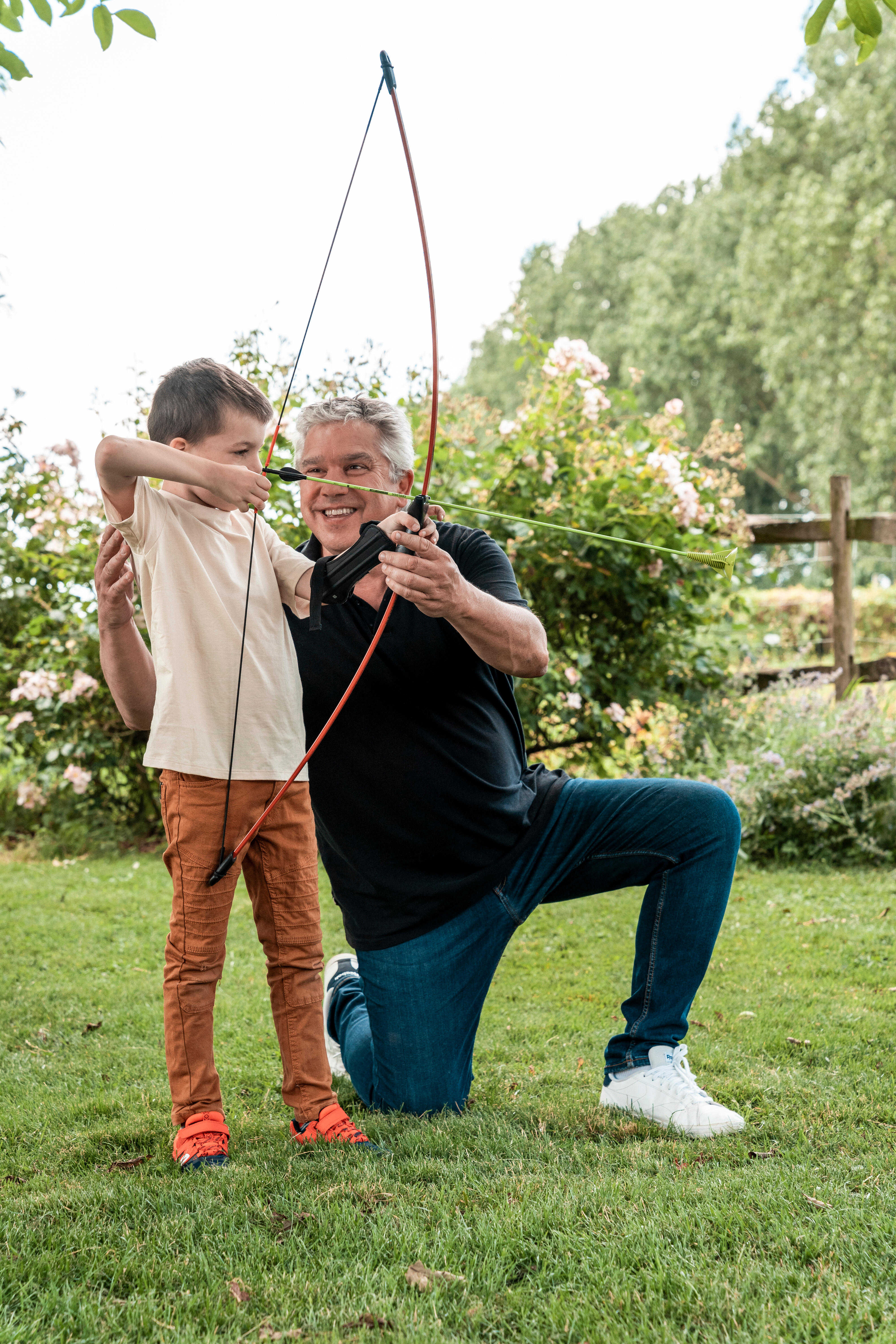 Kids' Archery Bow - Discovery Junior Red - GEOLOGIC
