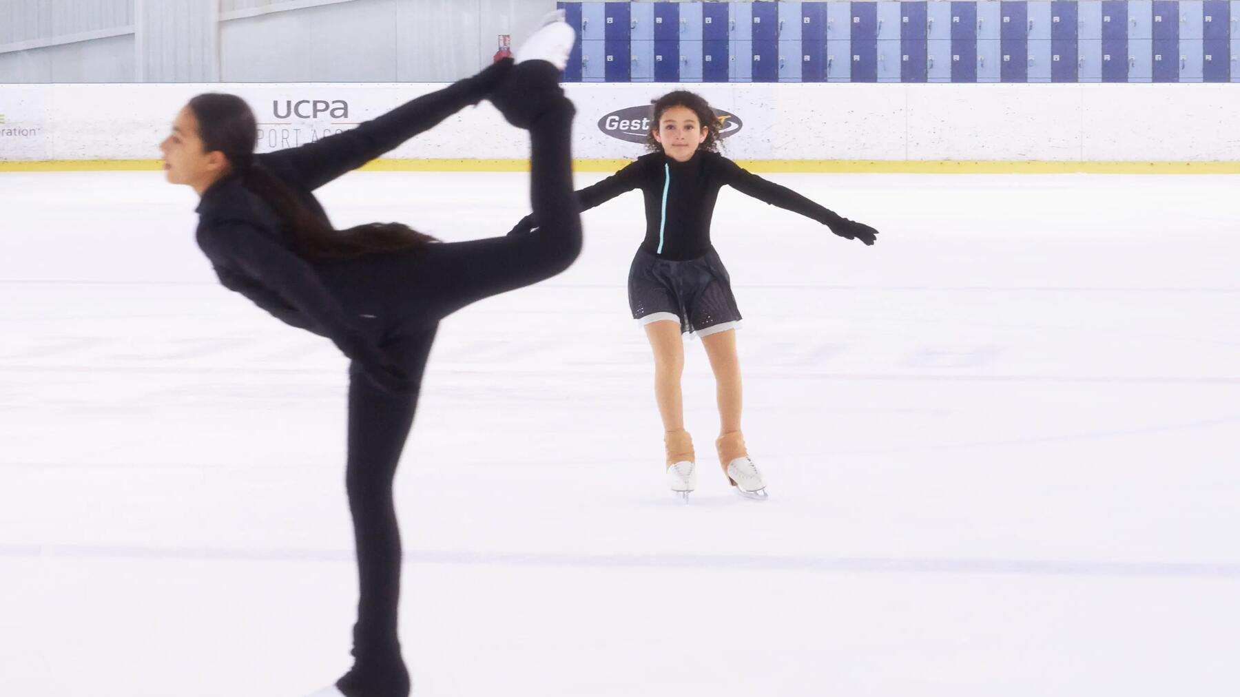 Lerne mit unserer Hilfe die wichtigsten Figuren im Eiskunstlauf kennen!