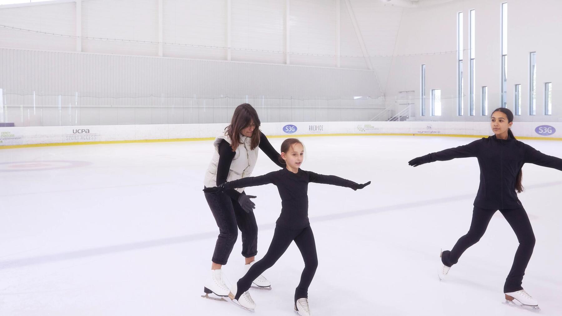 PATINAJUL ARTISTIC – BENEFICII, ECHIPAMENT, SFATURI UTILE
