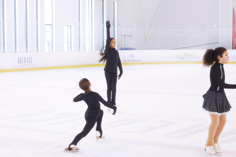 Quelle tenue de patinage artistique choisir ?