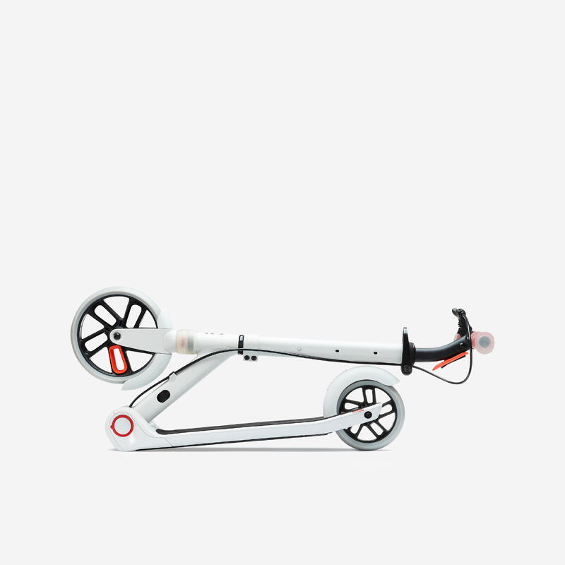 Trottinette junior m900 gris lunaire et touche rouge