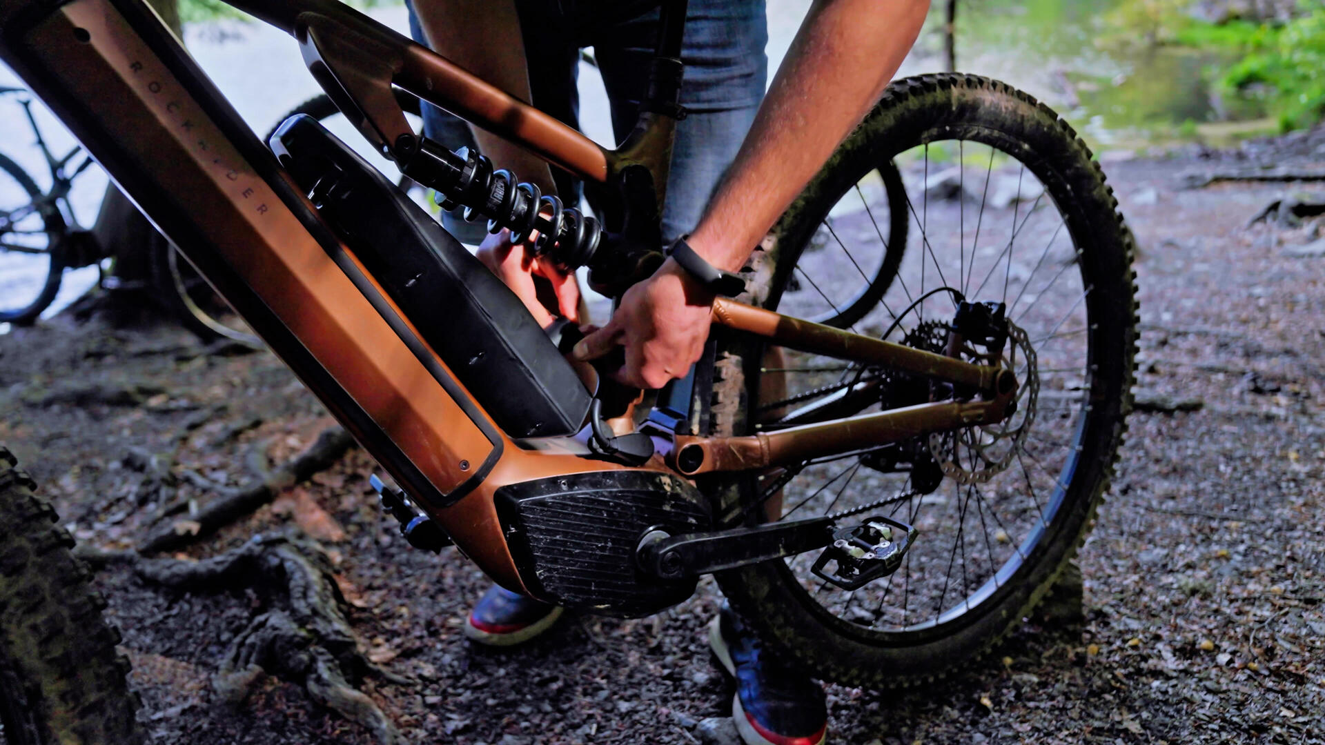 WIE WARTEST DU DEIN MTB NACH EINER TOUR? 