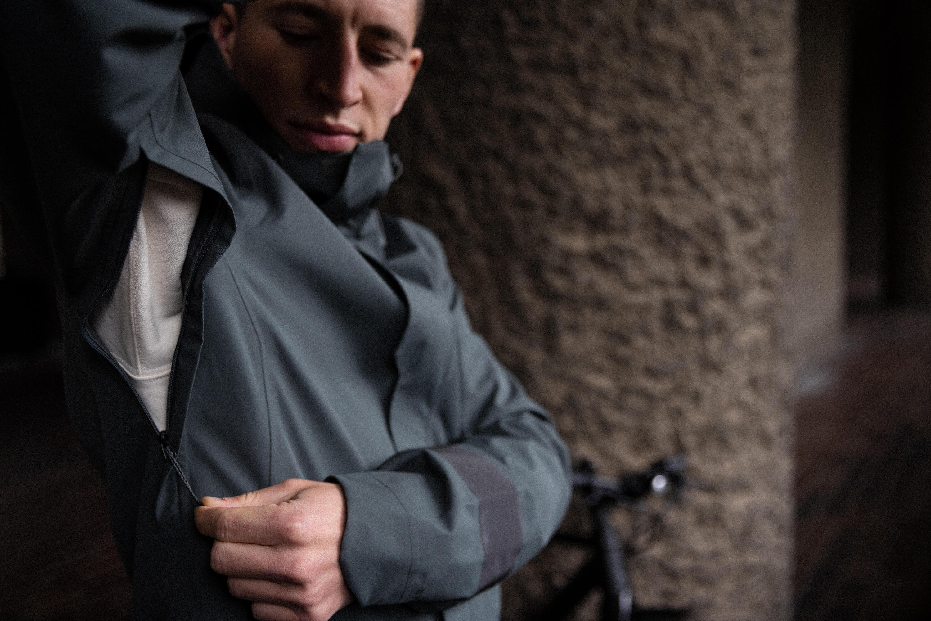 Velo-Regenjacke City 540 Herren sichtbar bei Nacht grün  19/22