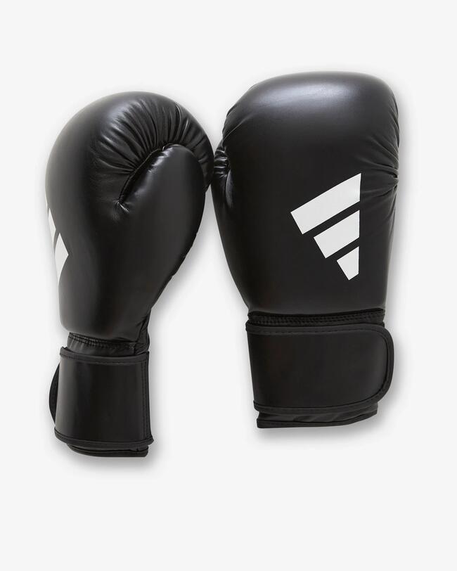 Schwarze Boxhandschuhe.