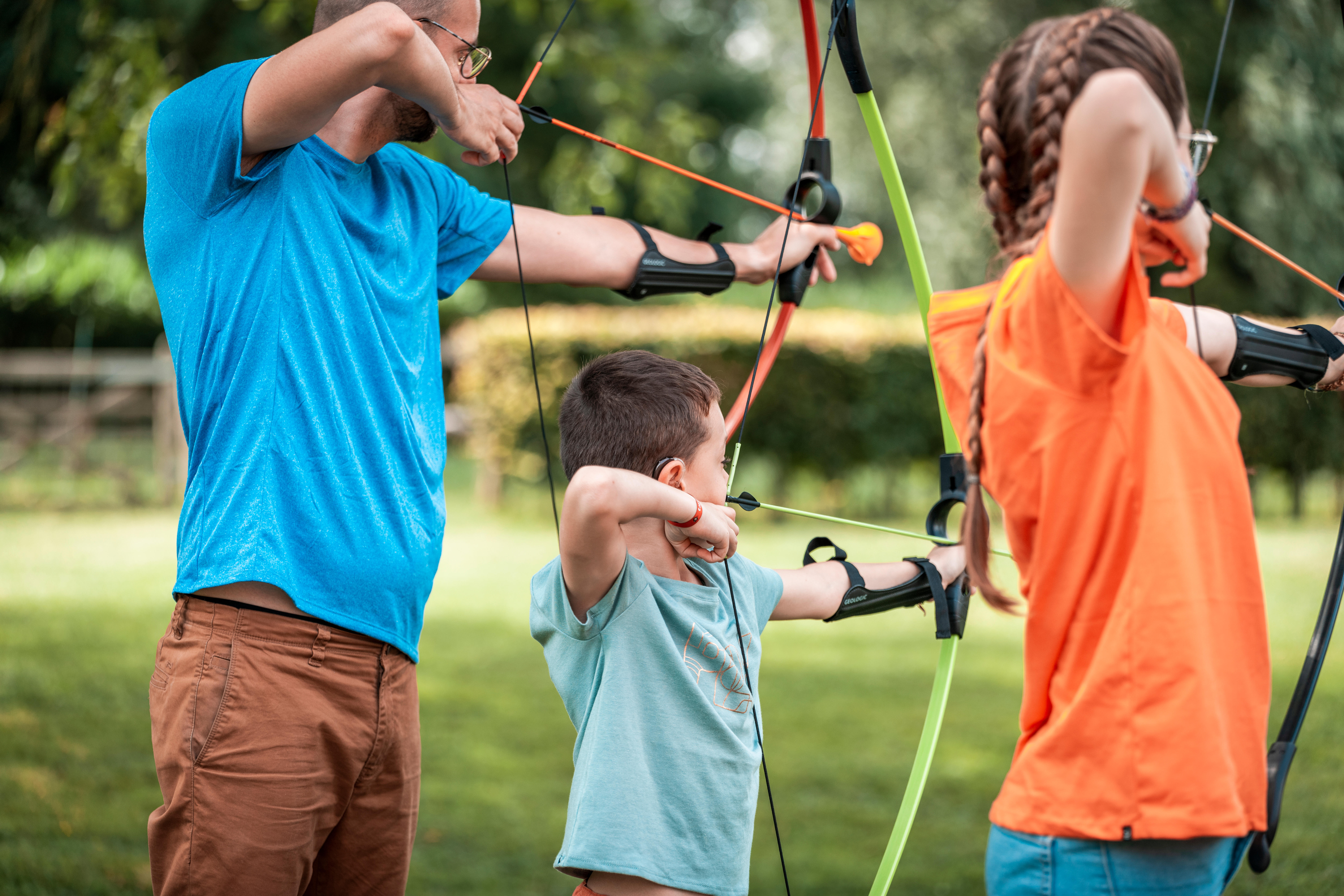 x2 Archery Arrows - Discosoft Green - GEOLOGIC